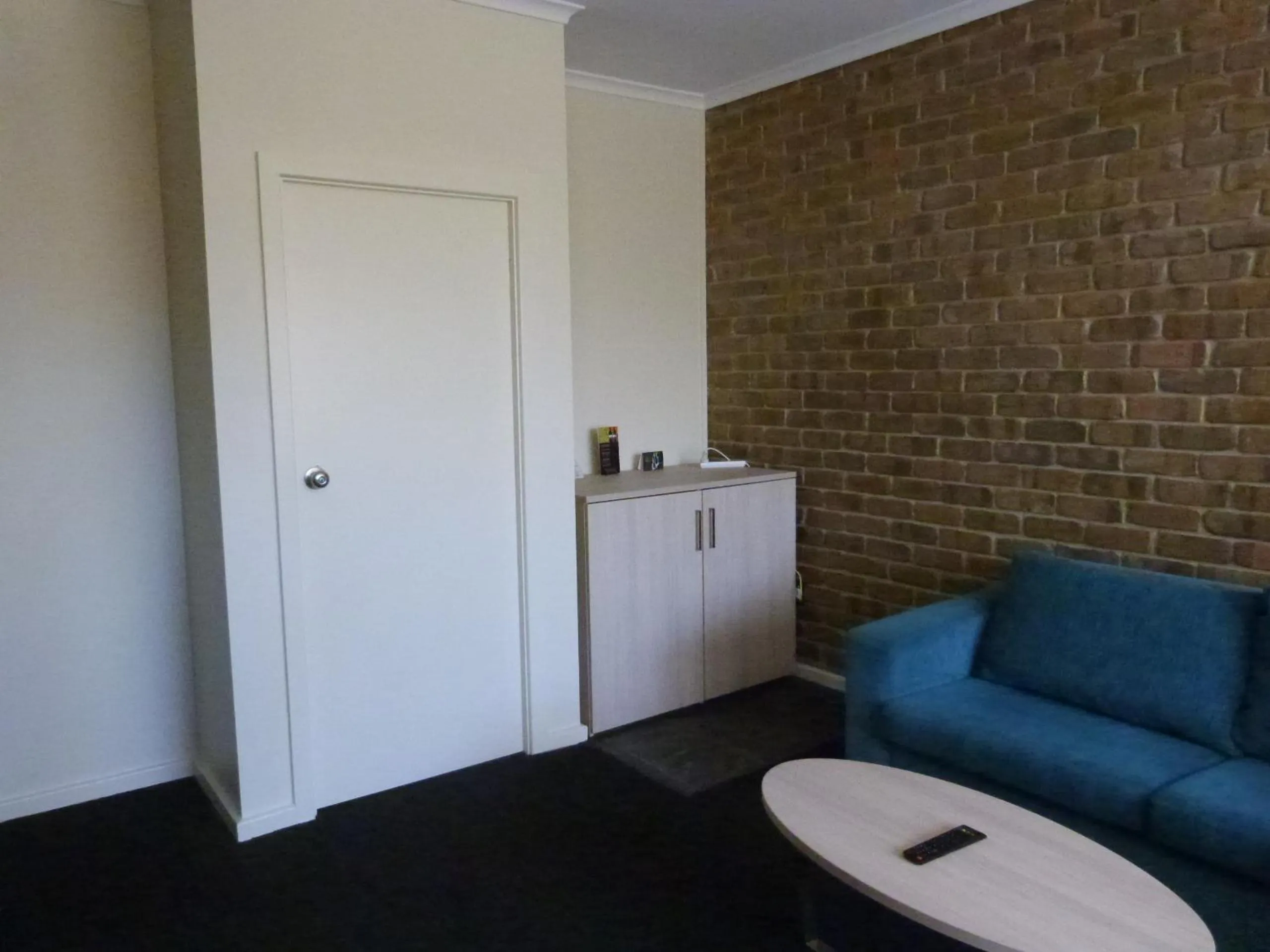 Living room in Marion Motel and Apartments