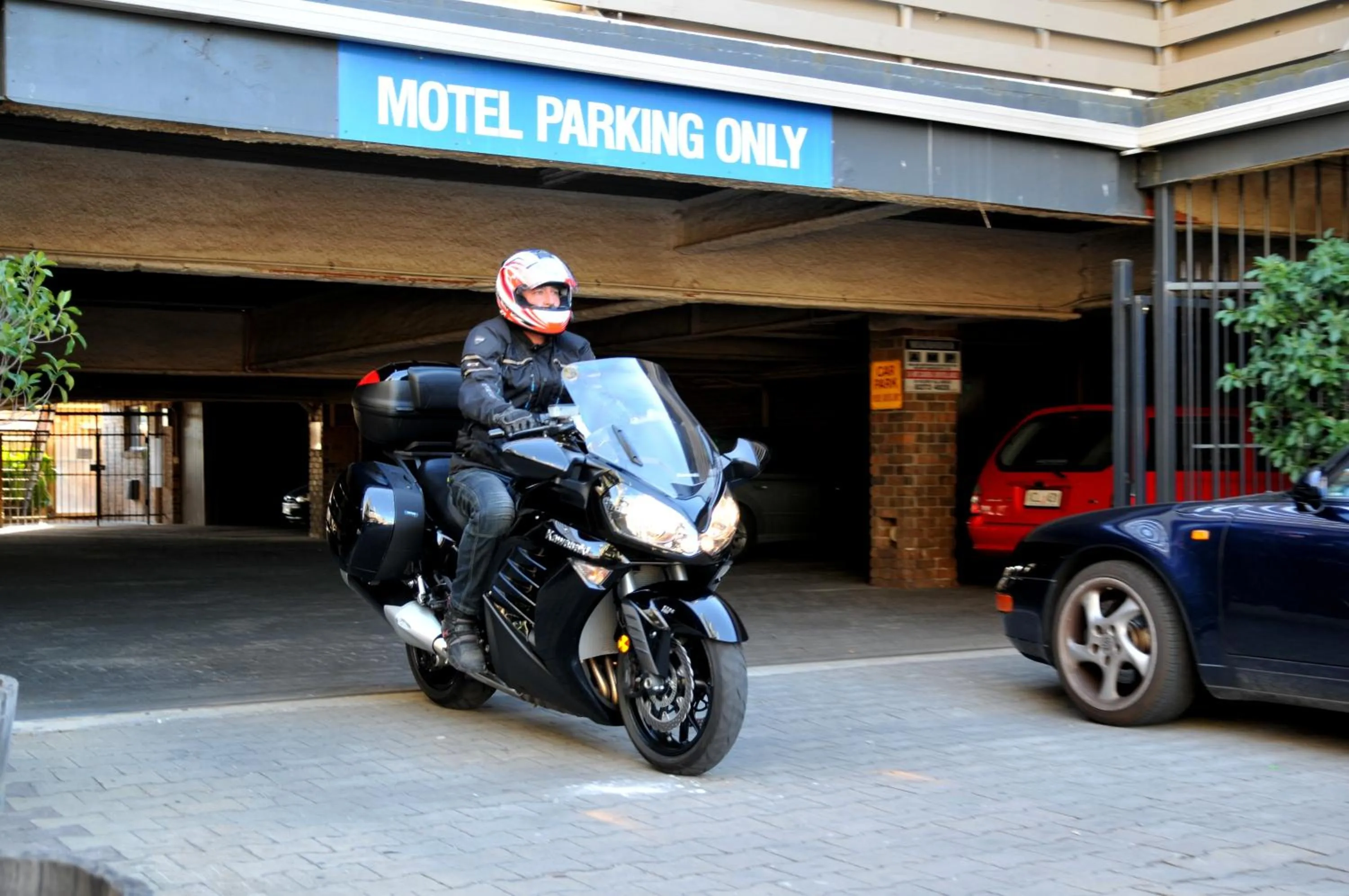 Facade/entrance in Marion Motel and Apartments
