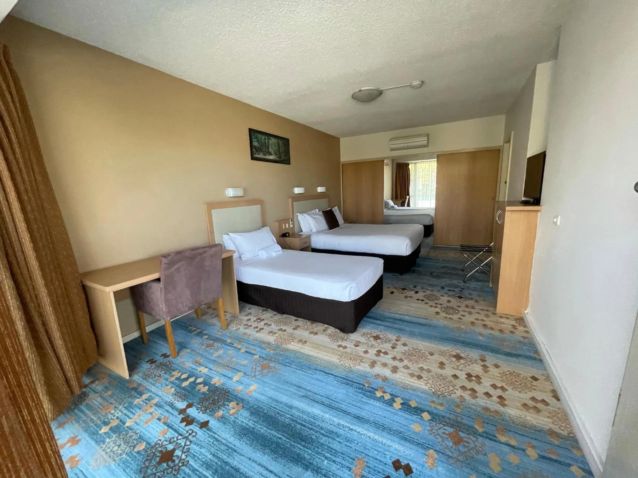 Bed in Haven Marina Motel