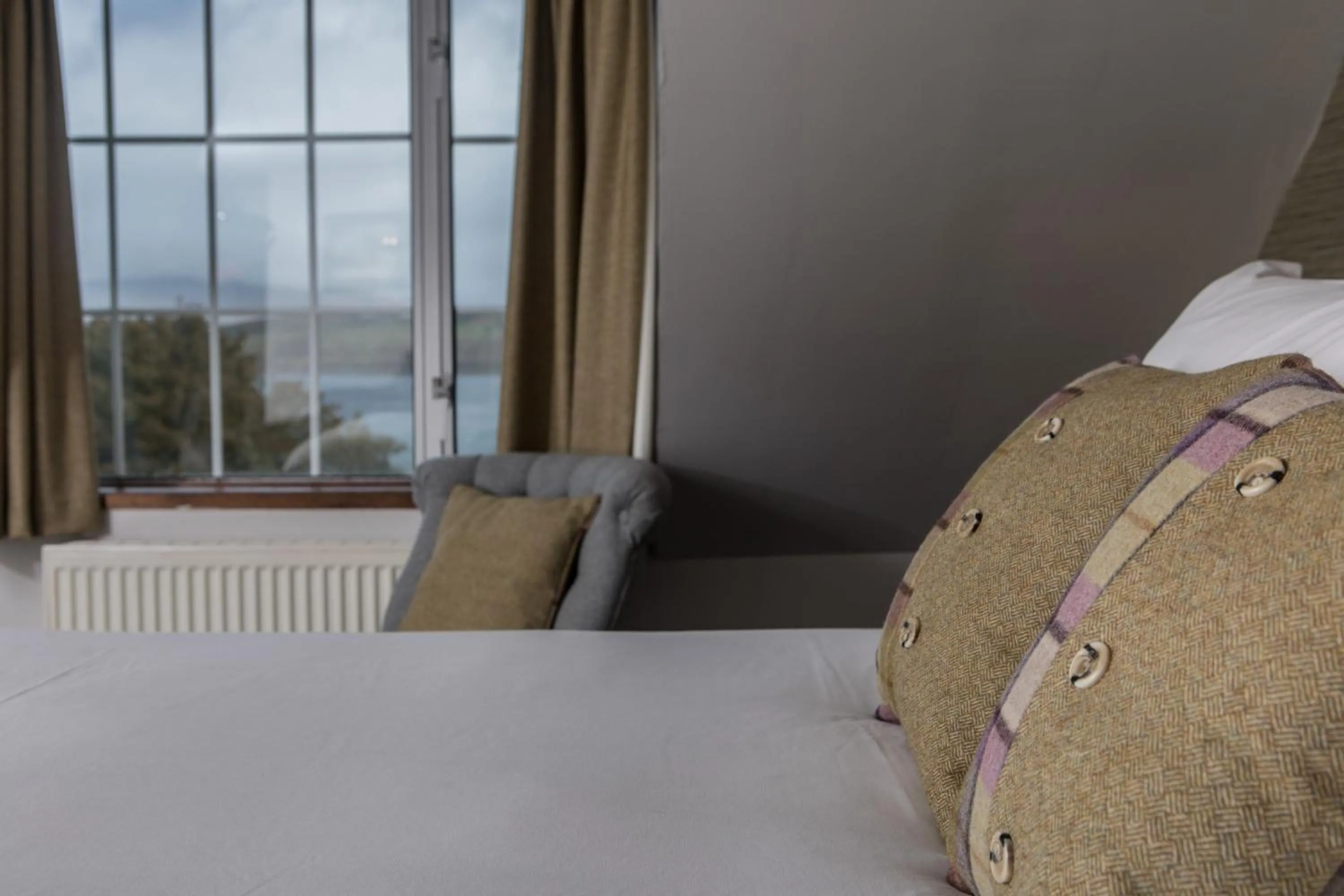 Shower in Greshornish House Hotel