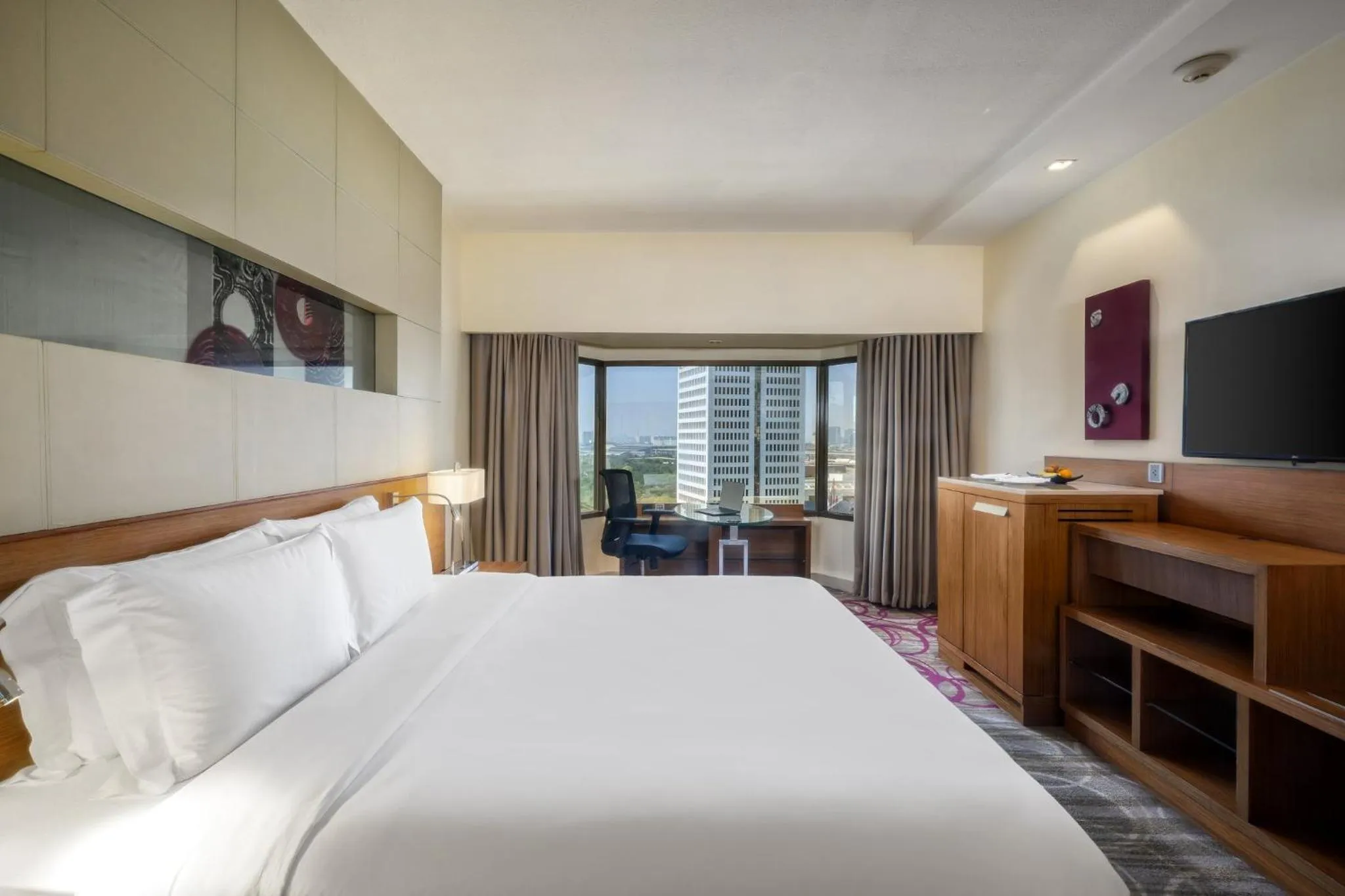Bedroom, Bed in Centara Grand at Central Plaza Ladprao Bangkok