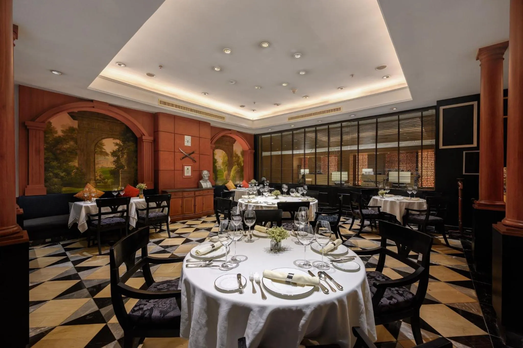 Restaurant/places to eat in Centara Grand at Central Plaza Ladprao Bangkok