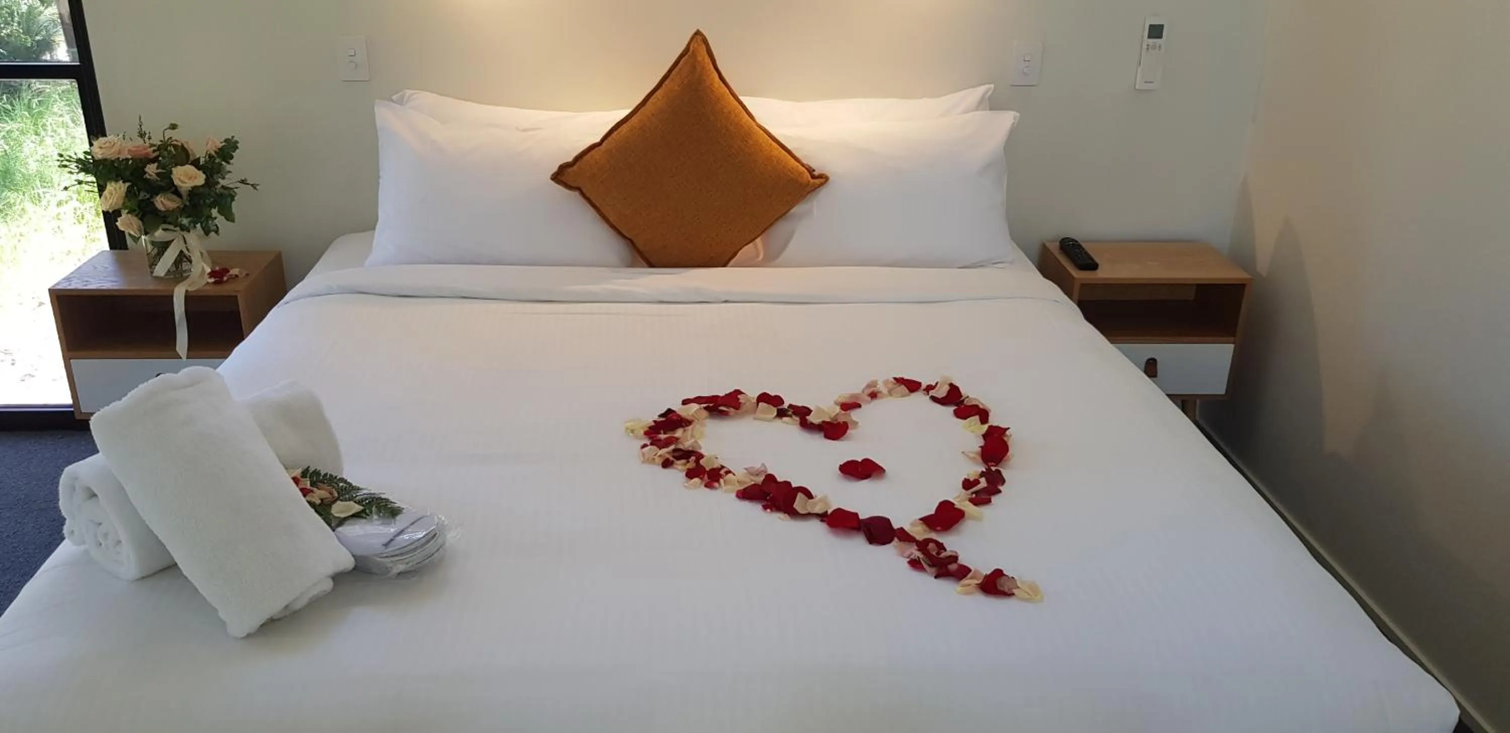 Decorative detail, Bed in The Bower At Broulee