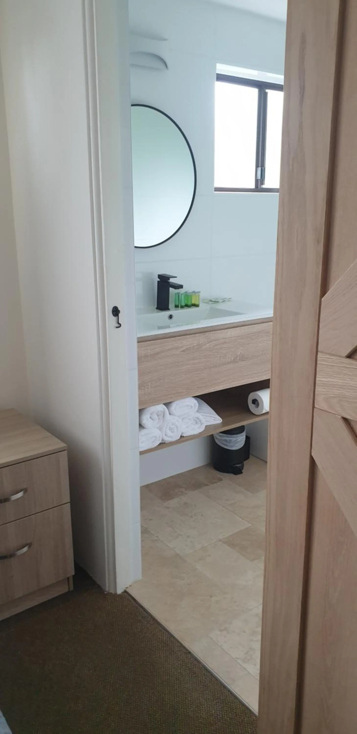 Bathroom in Sandpiper Motel Ulladulla