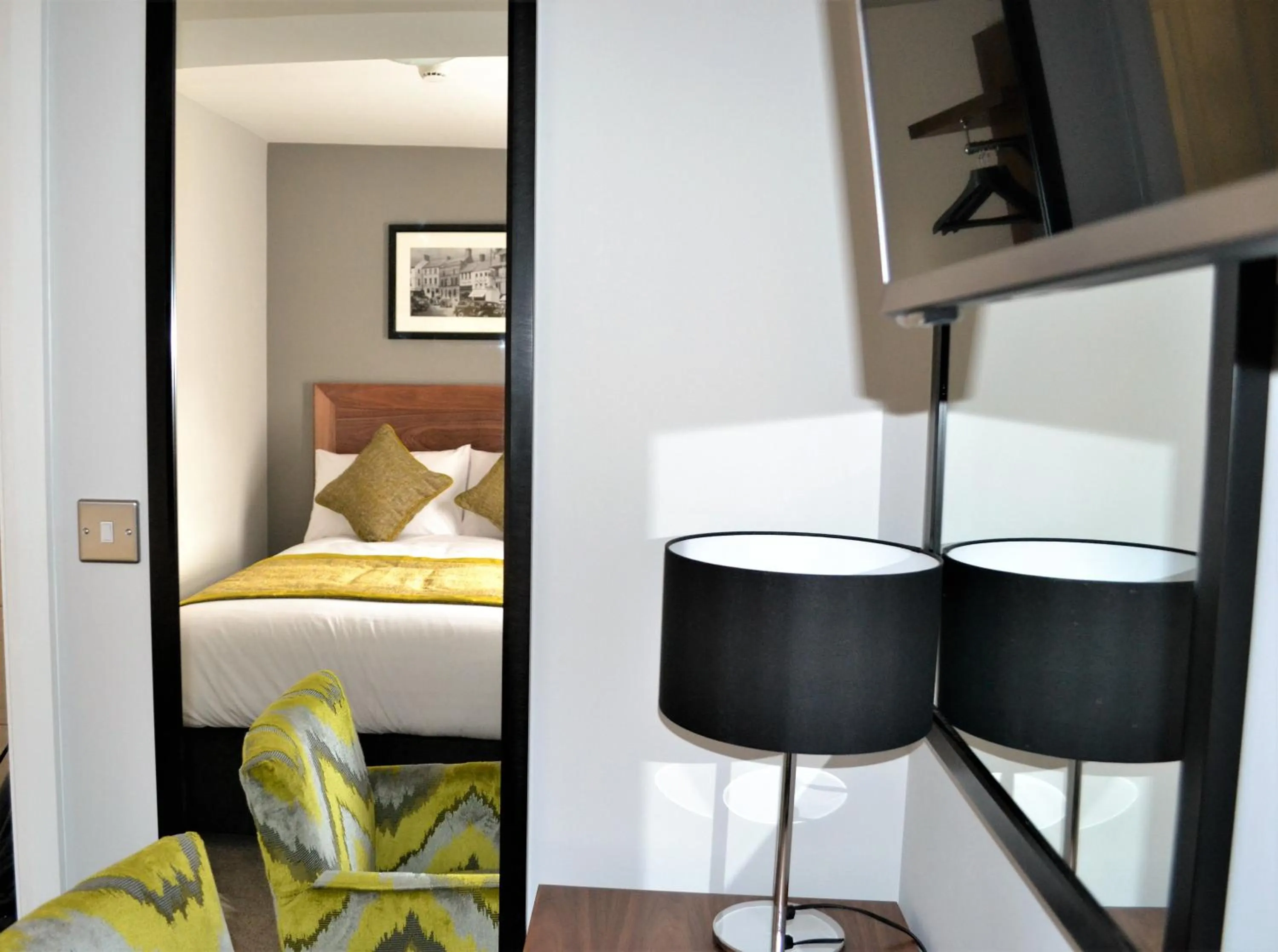 Bed in New Park Hotel