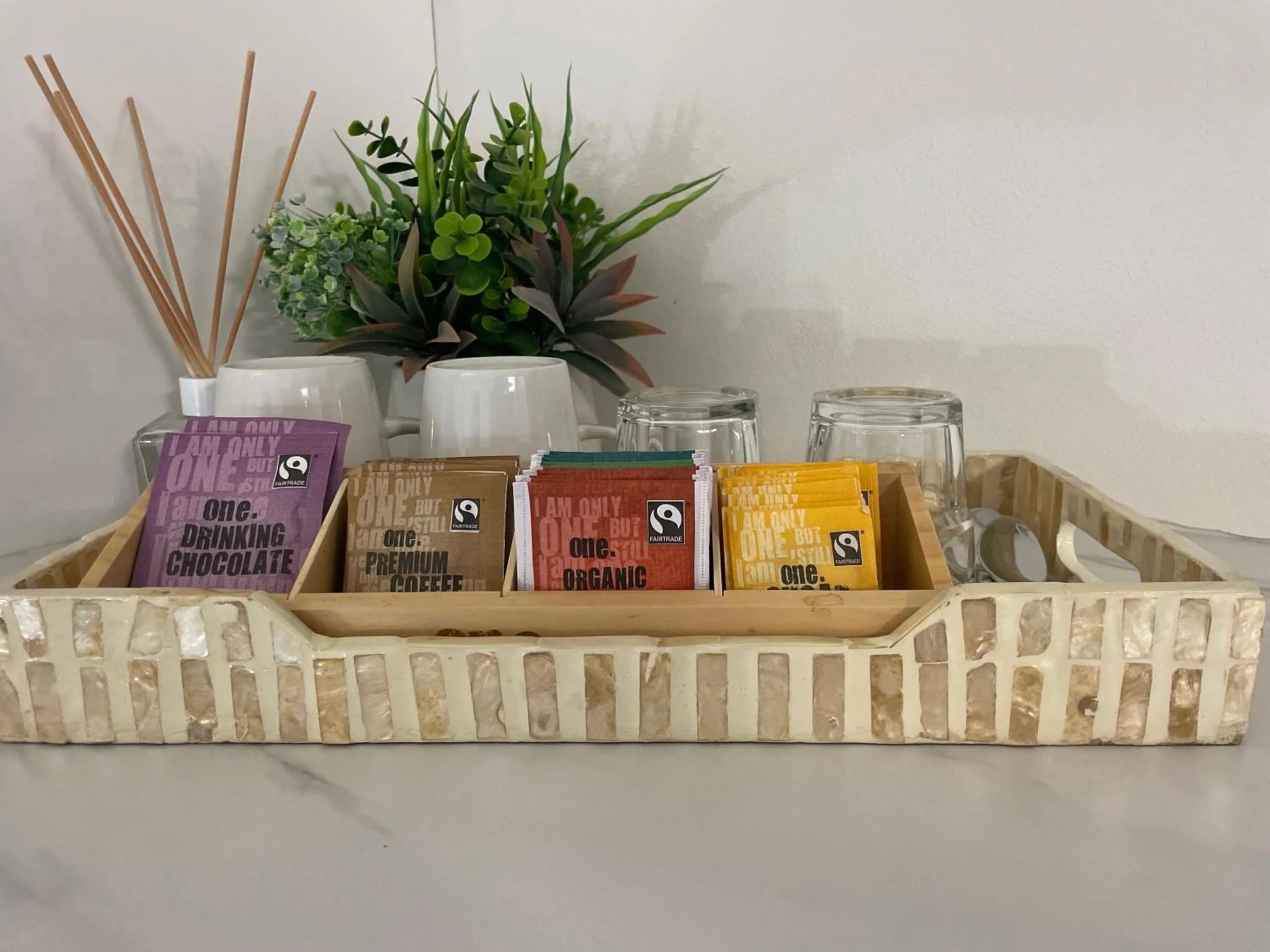 Food and drinks in Oasis Inn Ulladulla - Welcoming Guests 18 Years and Older