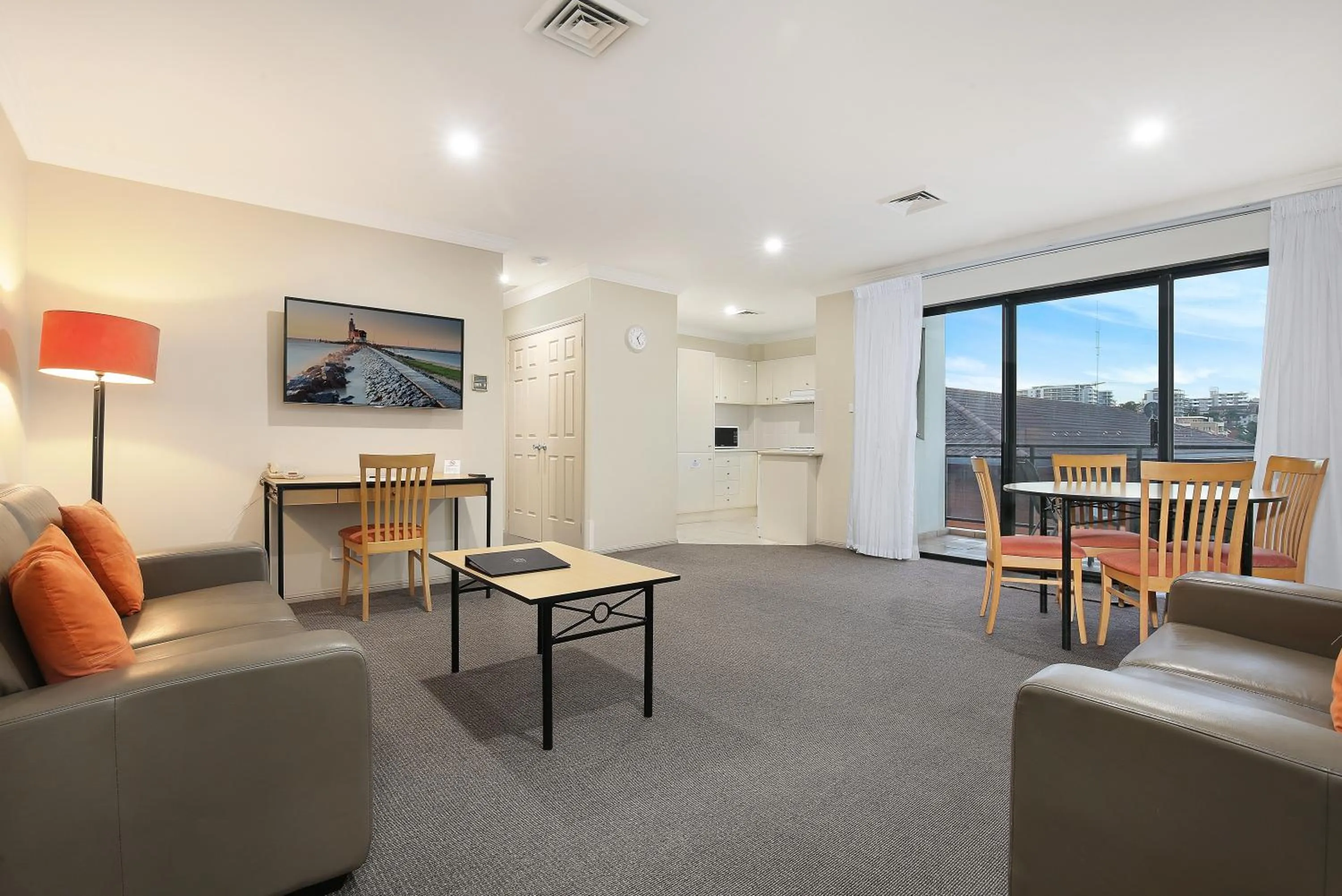 TV and multimedia in Wollongong Serviced Apartments