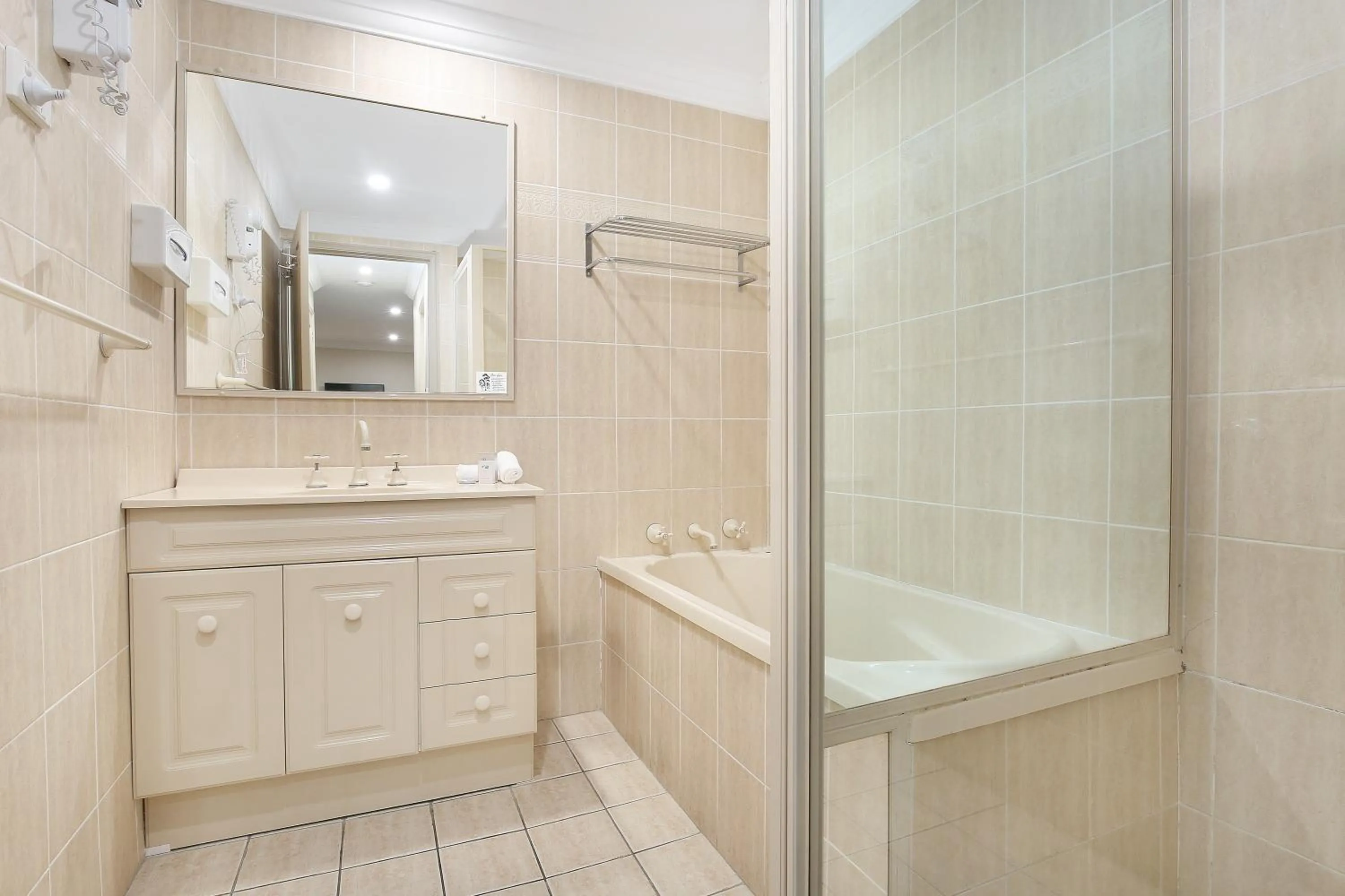 Bathroom in Wollongong Serviced Apartments