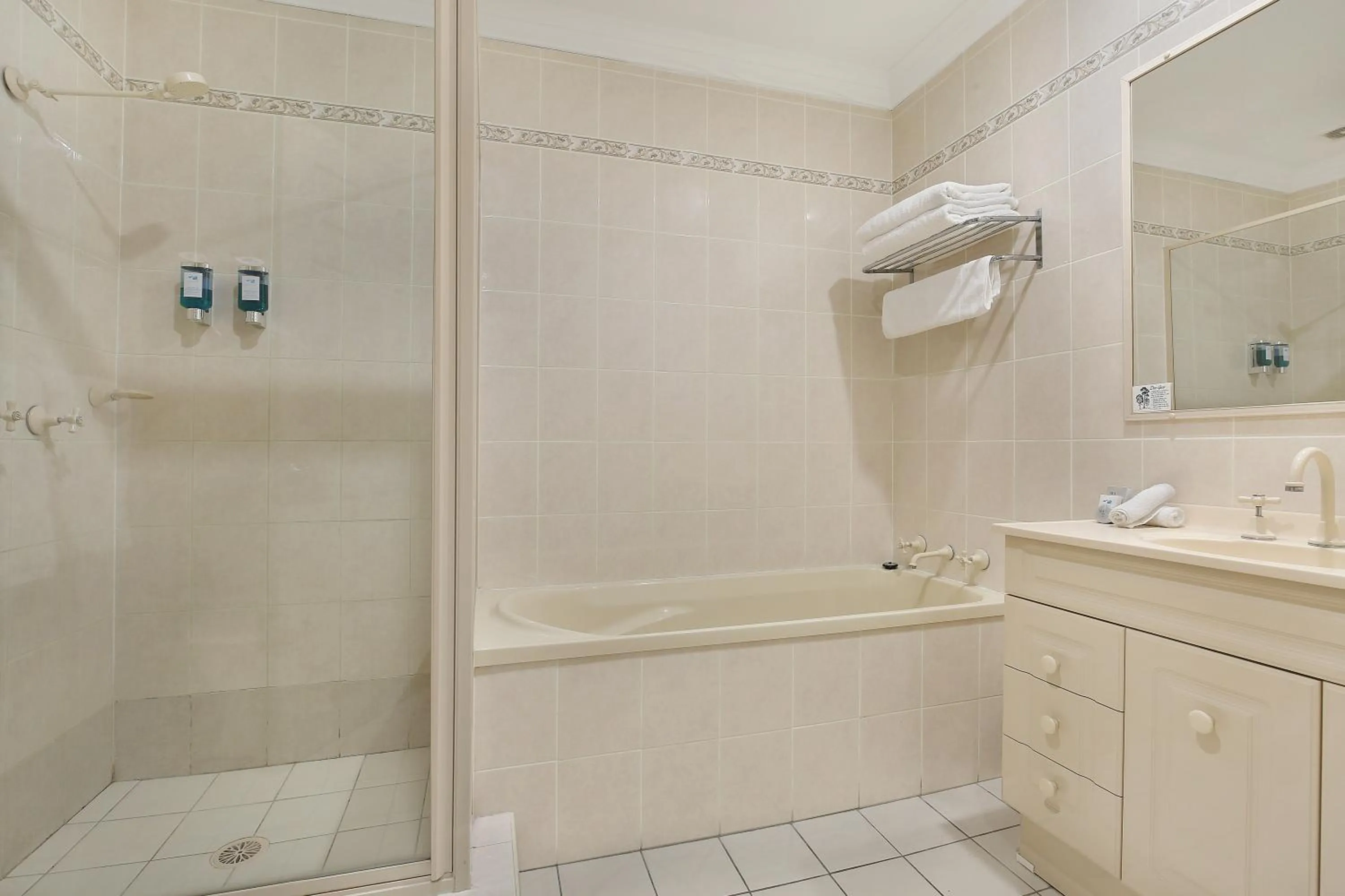 Shower in Wollongong Serviced Apartments