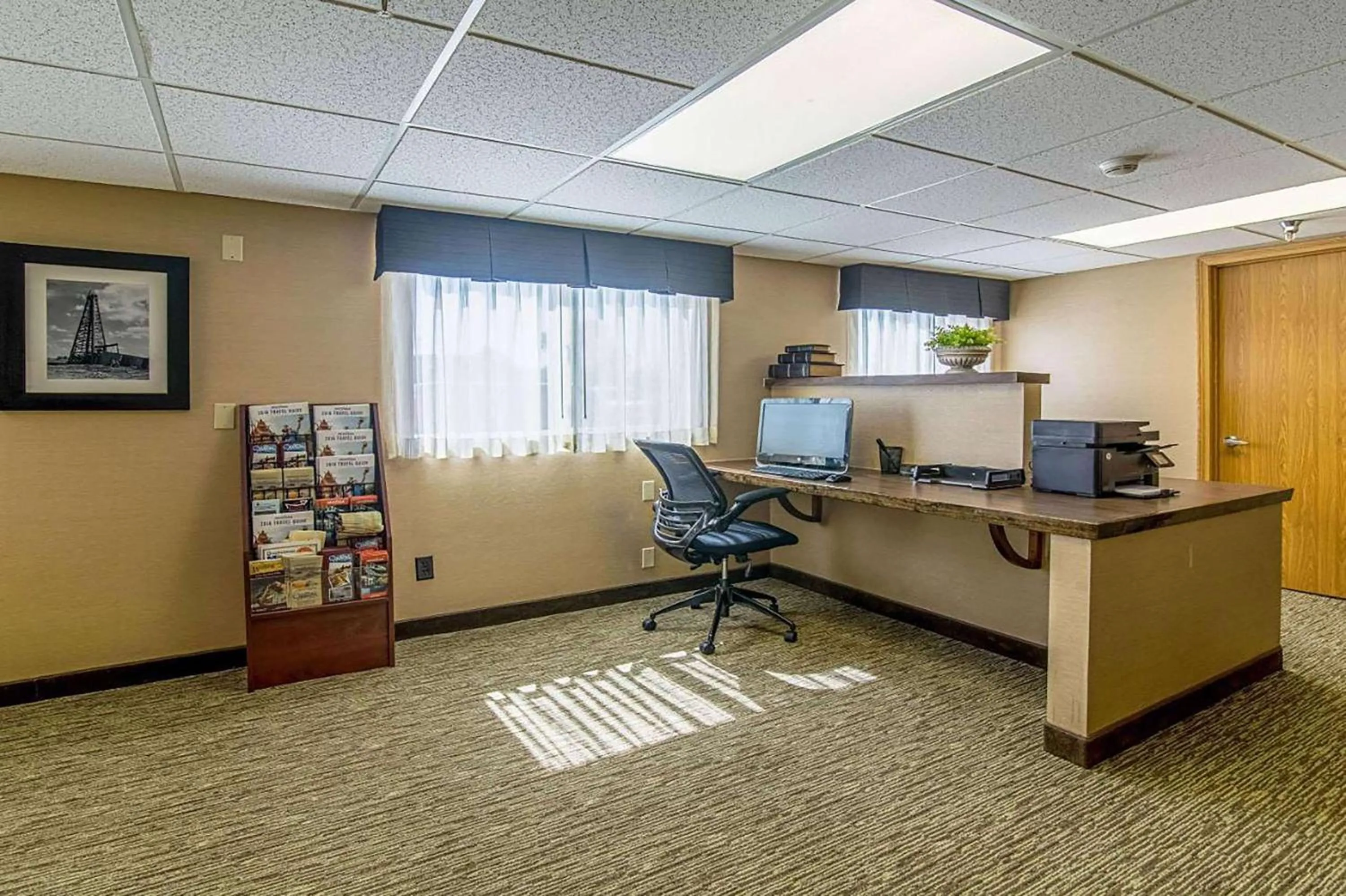 Business facilities in Roosevelt Hotel