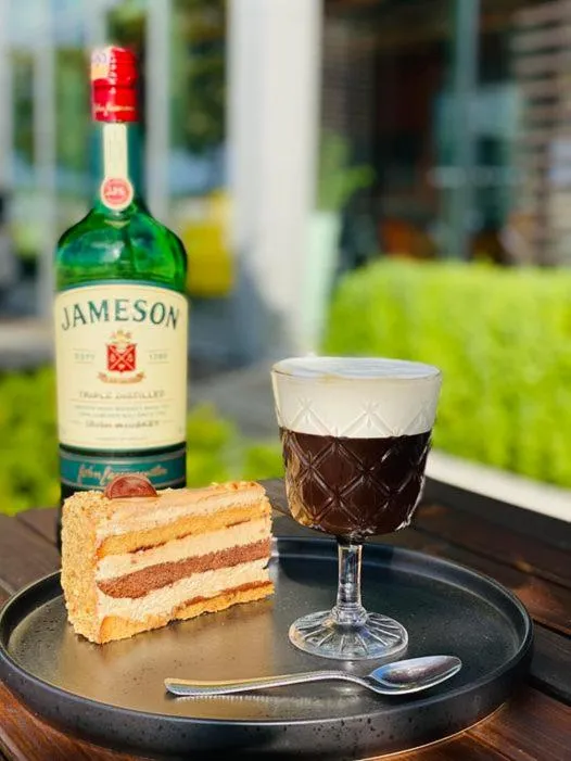 Restaurant/places to eat in AeroCafe