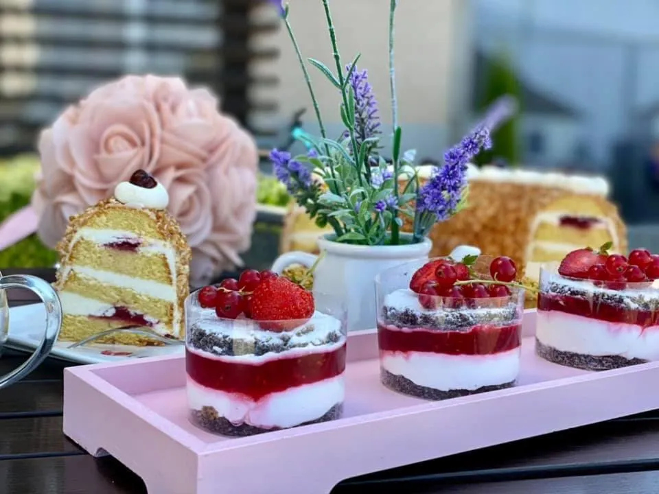 Restaurant/places to eat in AeroCafe