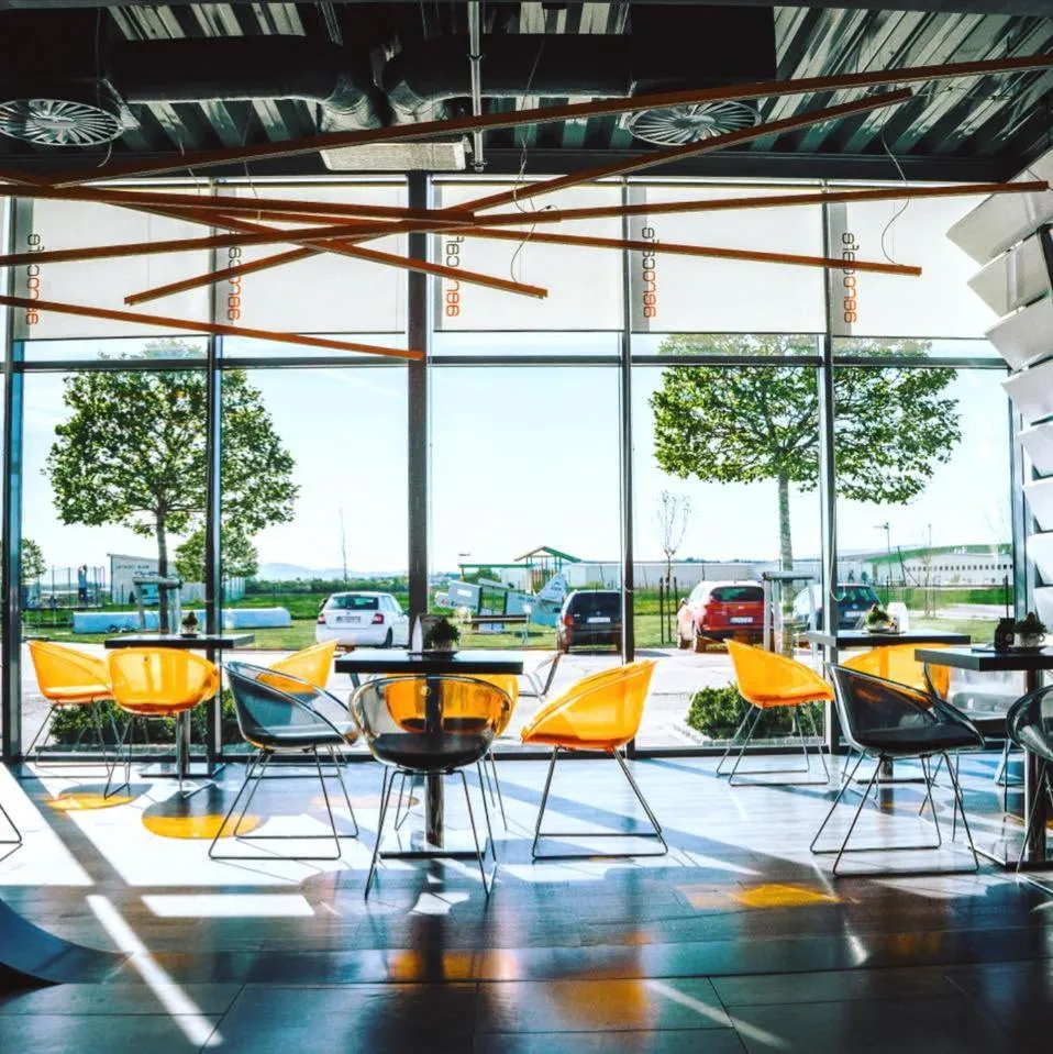 Restaurant/places to eat in AeroCafe