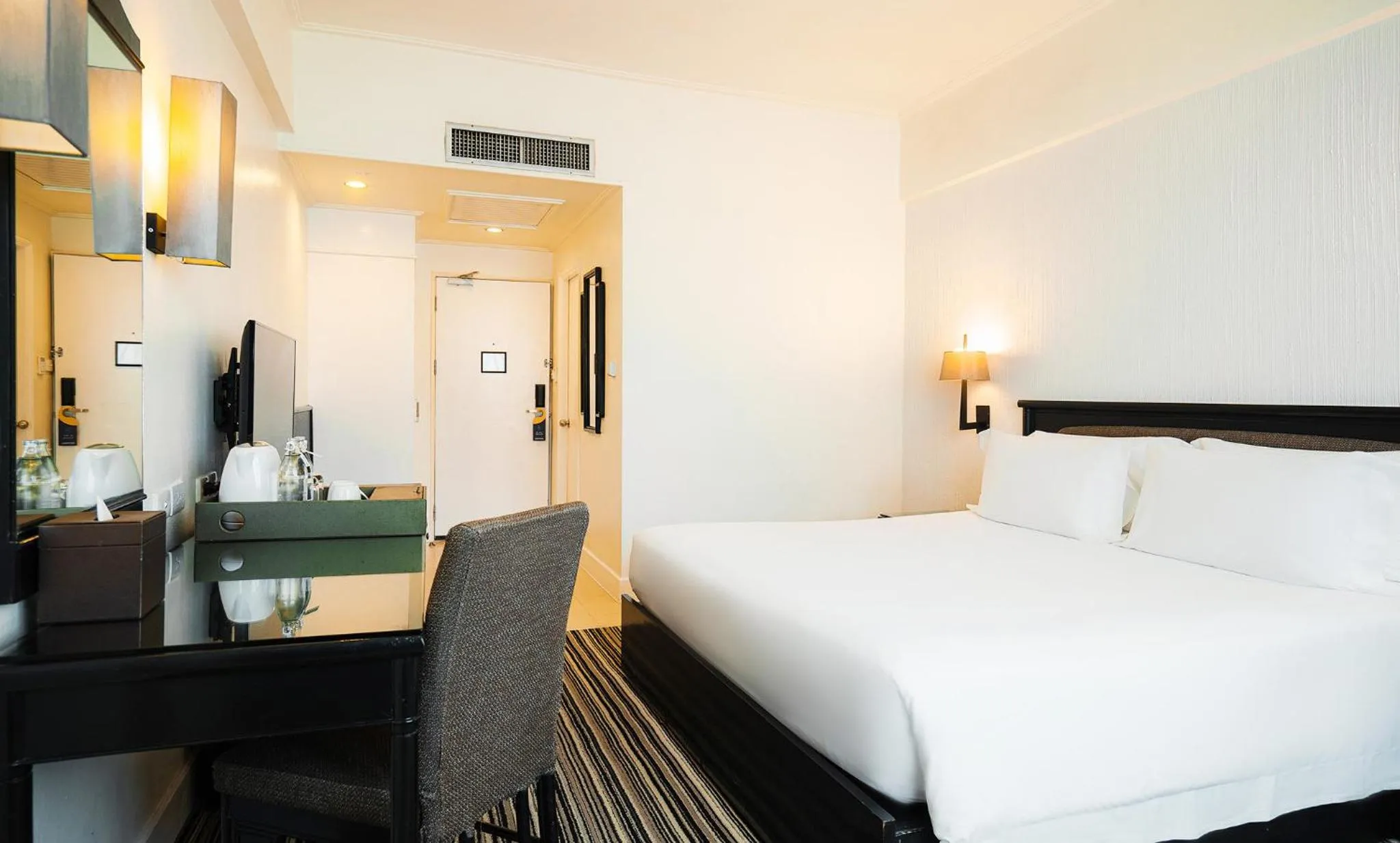 Bedroom, Bed in Centara Hotel Hat Yai