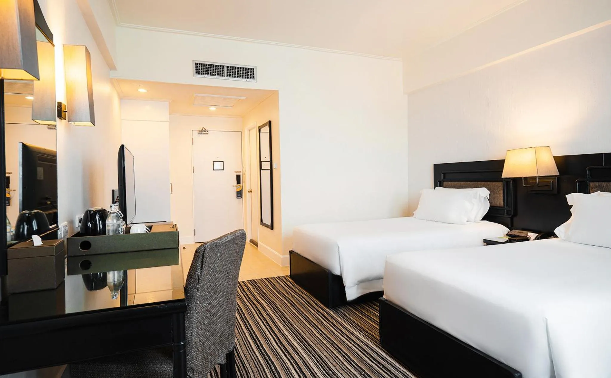 Bedroom, Bed in Centara Hotel Hat Yai