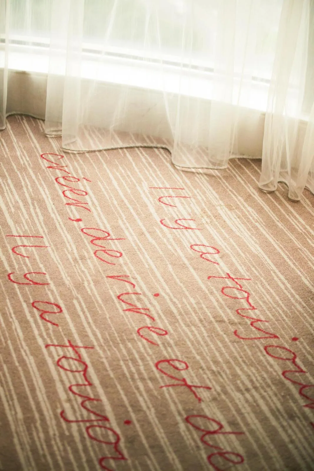 Decorative detail, Bed in Sofitel Guangzhou Sunrich