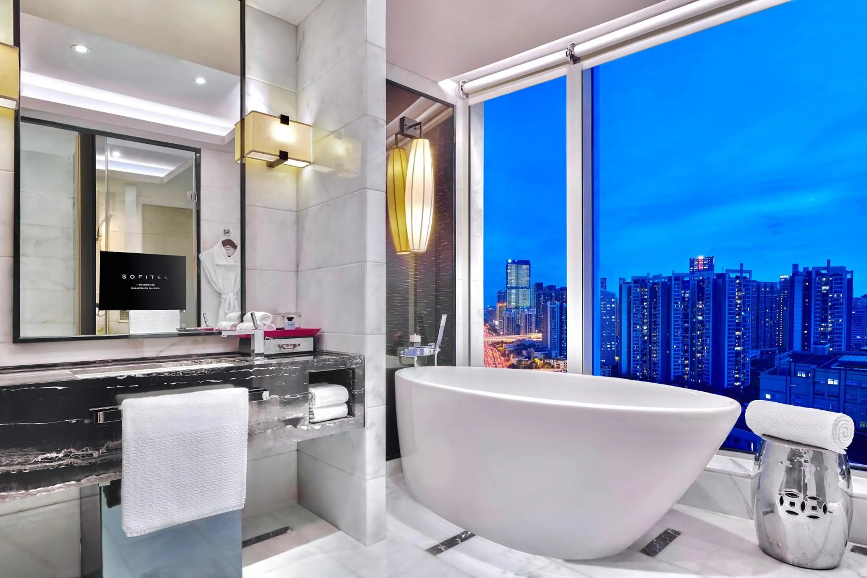 Bathroom in Sofitel Guangzhou Sunrich