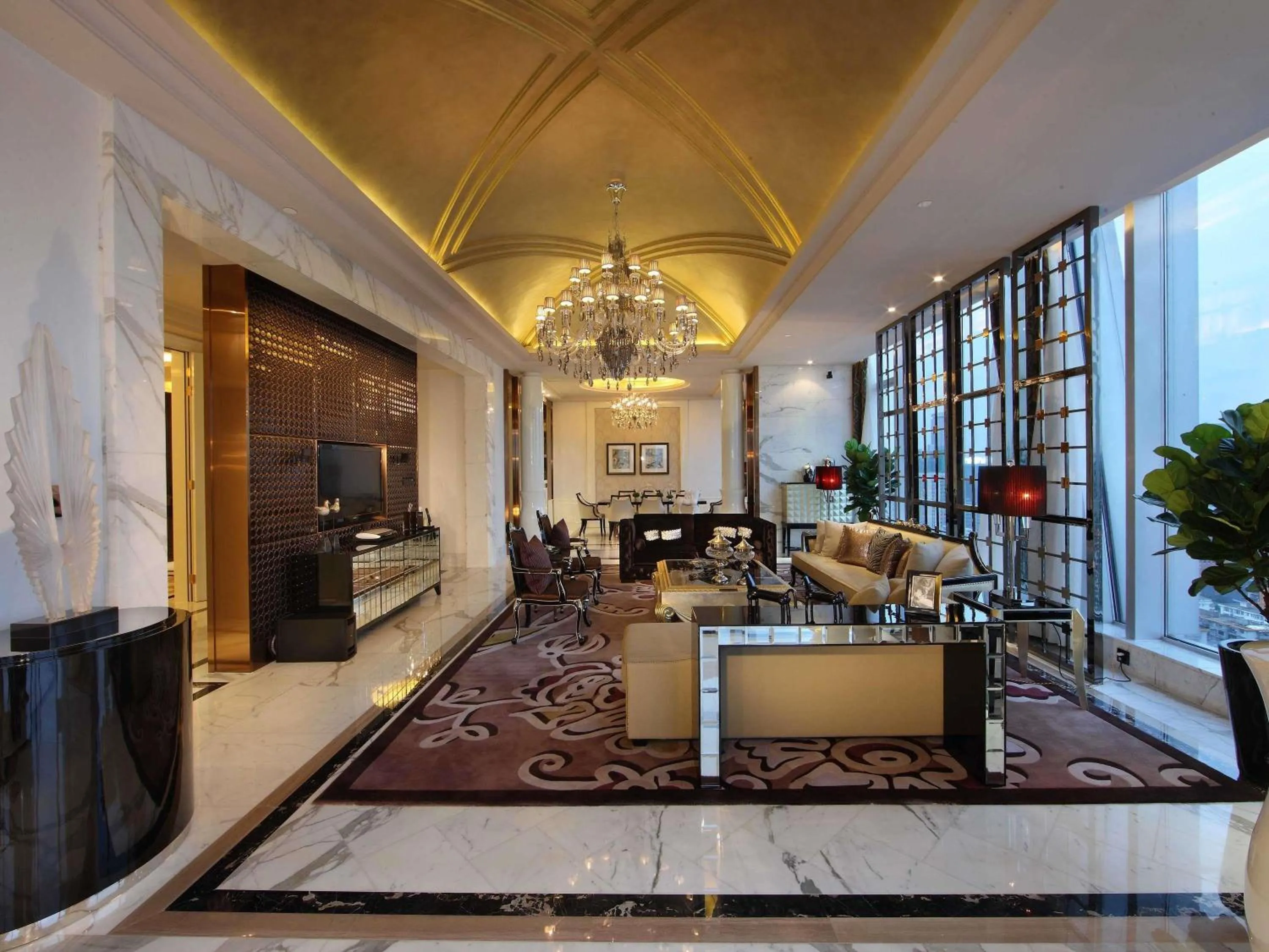 Bedroom in Sofitel Guangzhou Sunrich