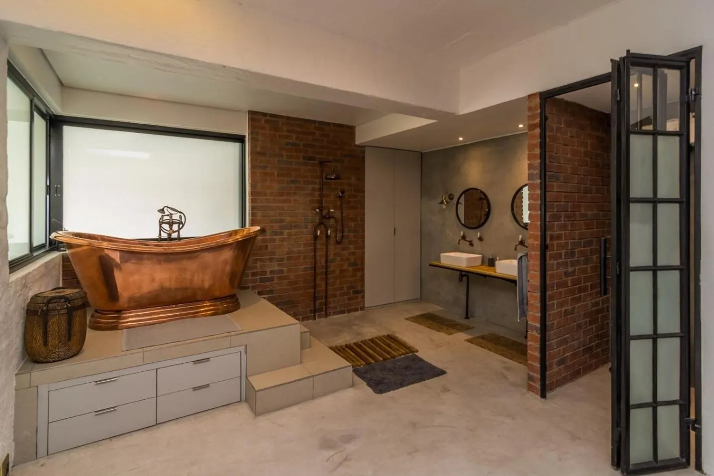 Bathroom in 12 Decades Art Hotel