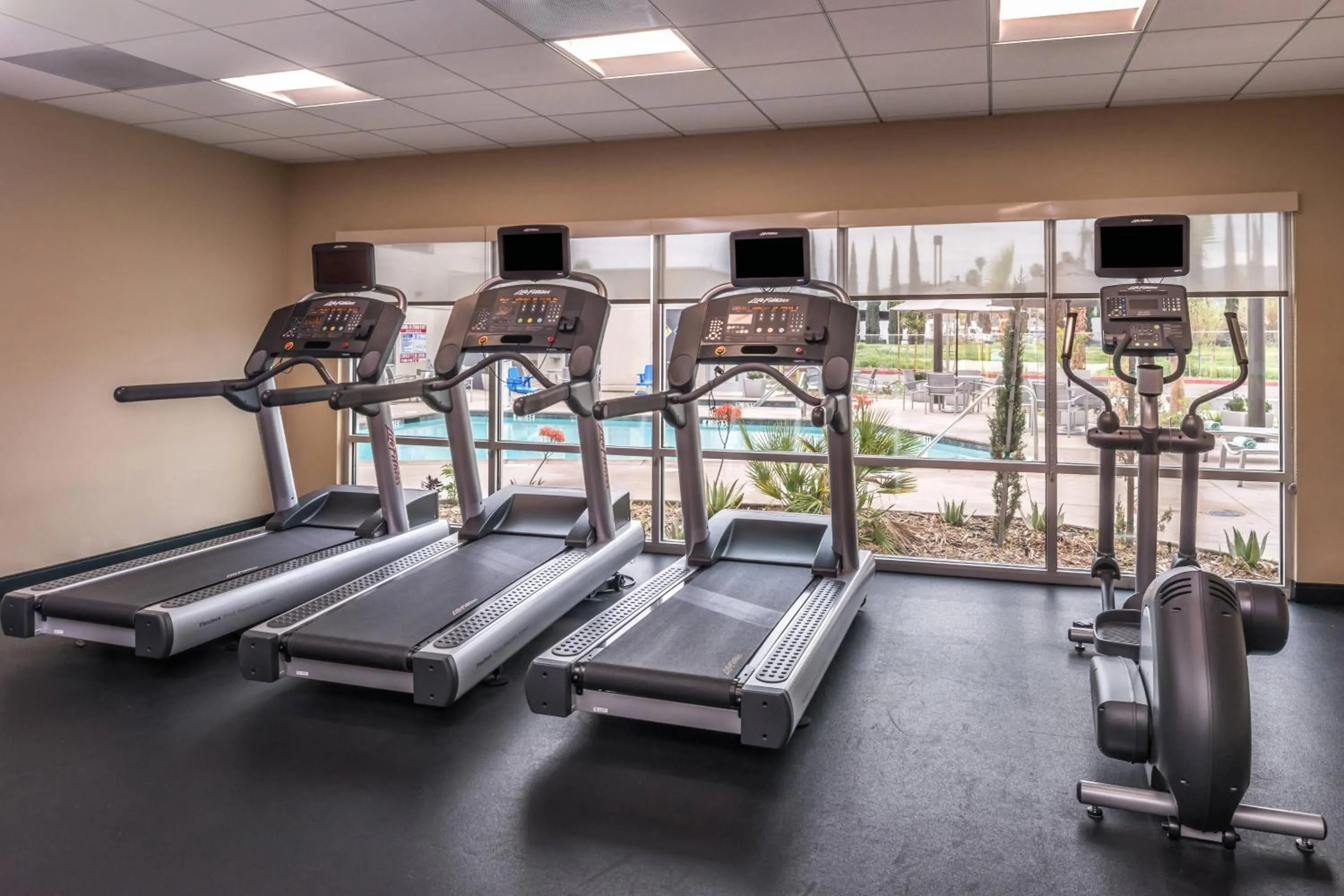 Fitness centre/facilities in TownePlace Suites by Marriott San Bernardino Loma Linda