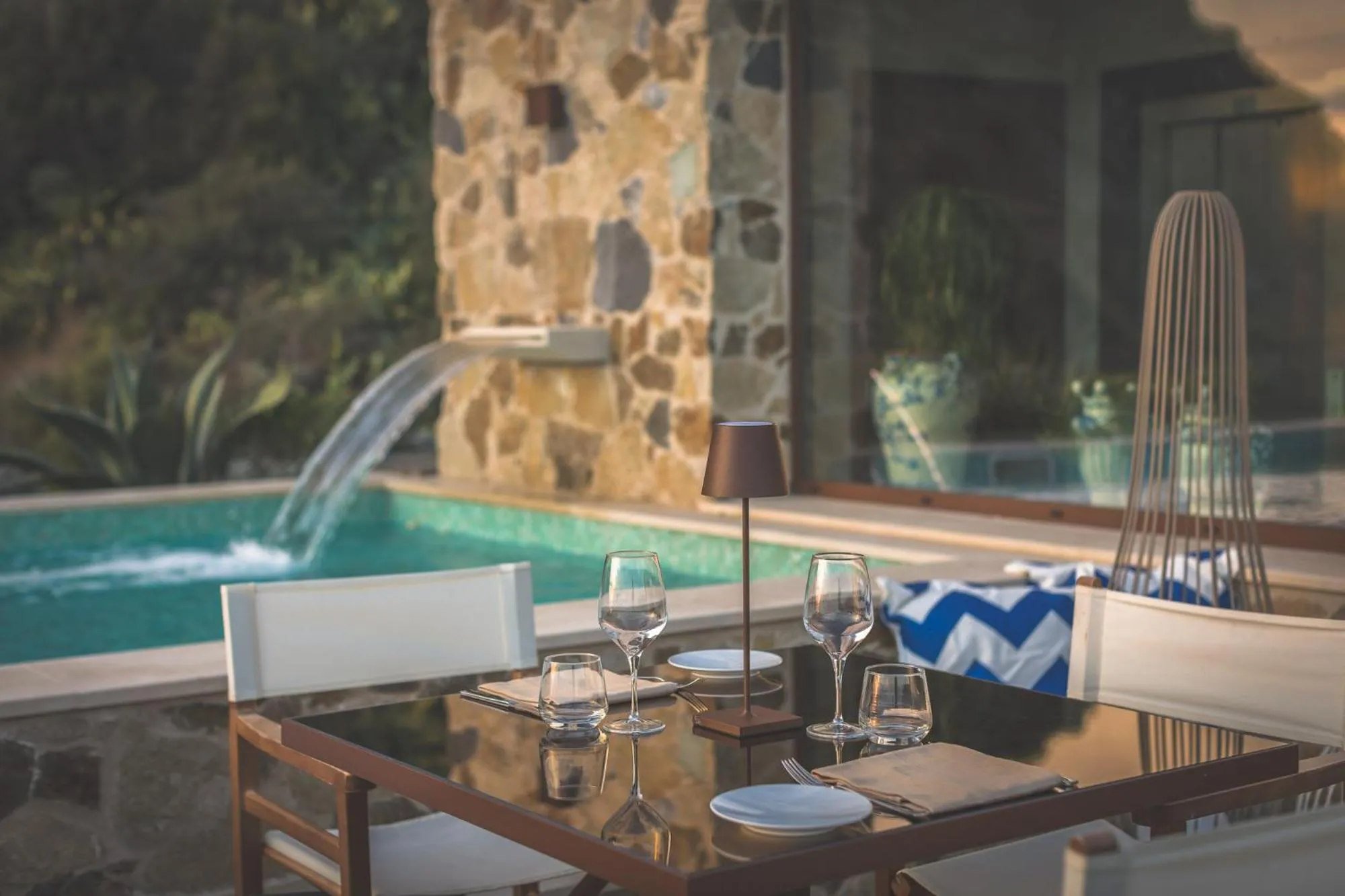 Restaurant/places to eat in Ngonia Bay Boutique Hotel