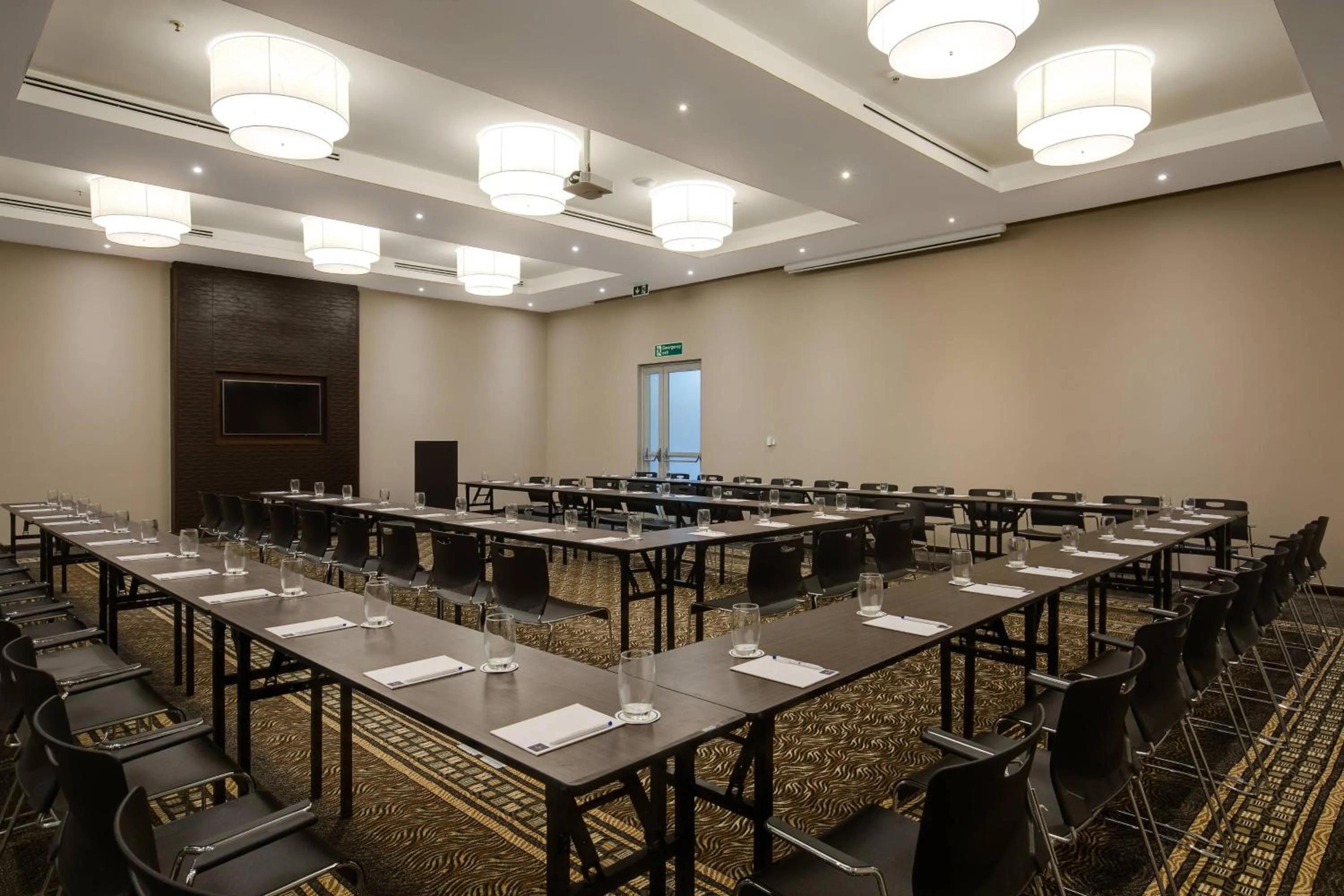 Meeting/conference room in Protea Hotel by Marriott Owerri Select