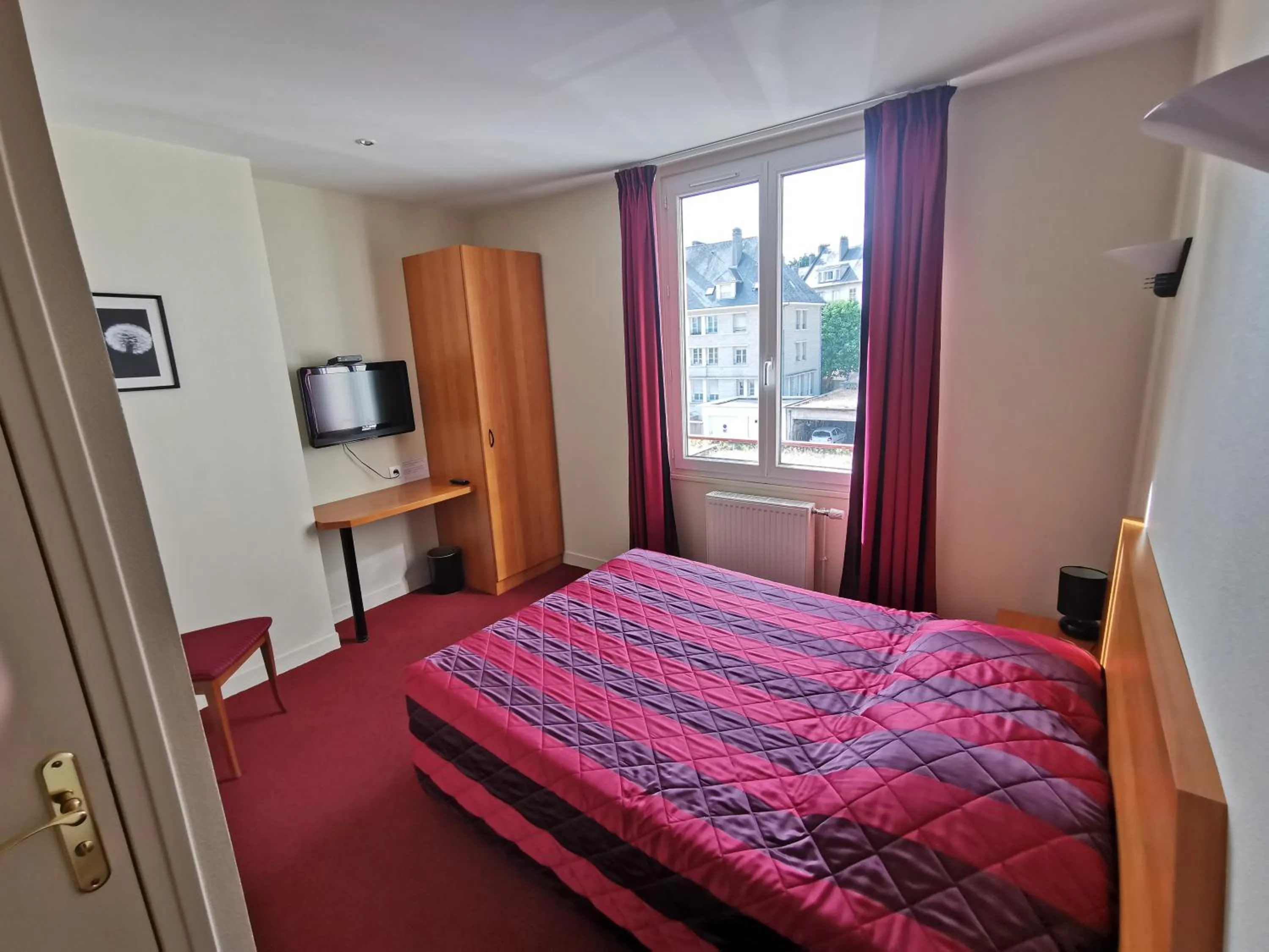 Bed in La Consigne Caen Gare SNCF Centre