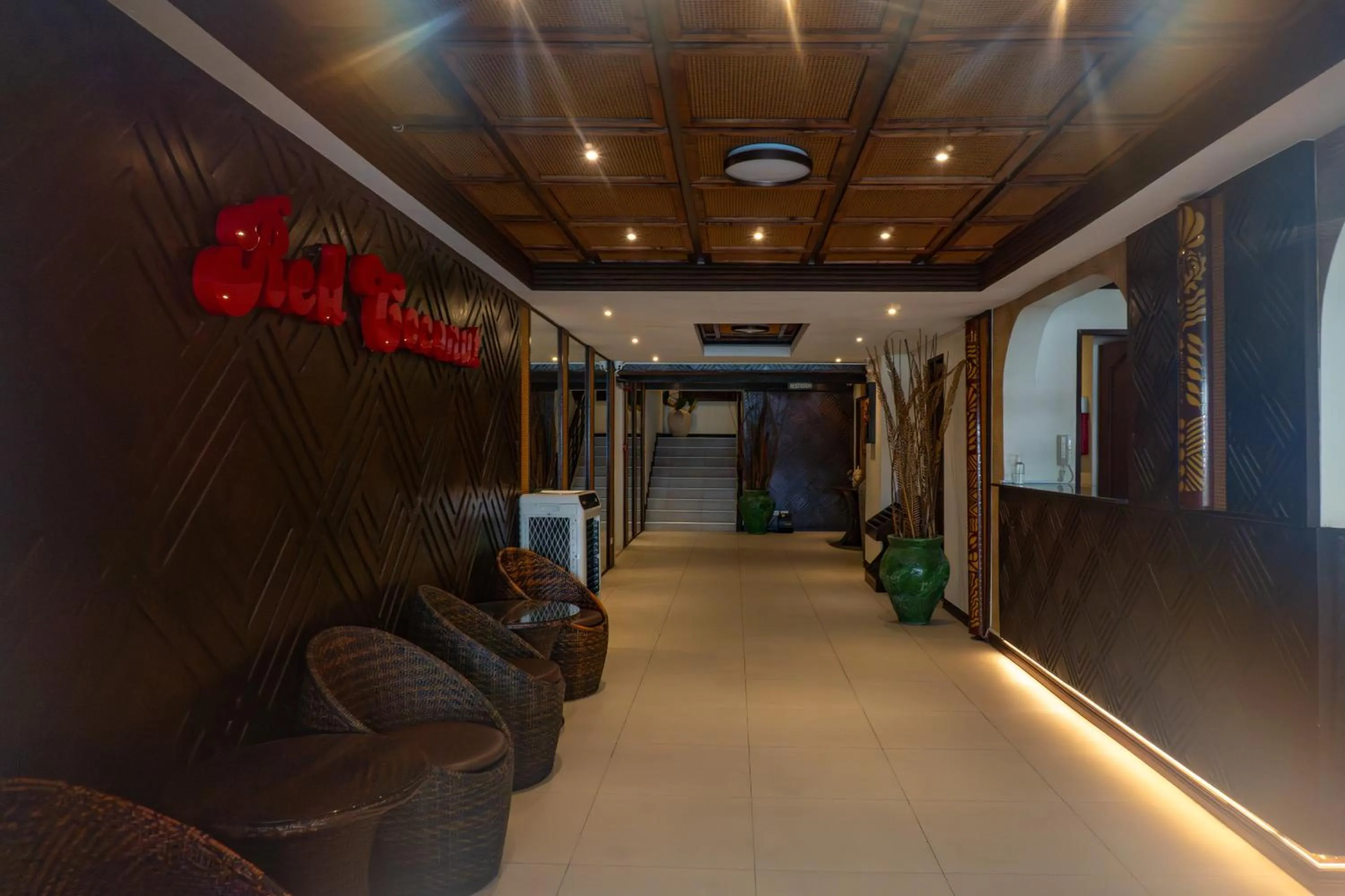 Lobby or reception in Red Coconut Beach Hotel Boracay