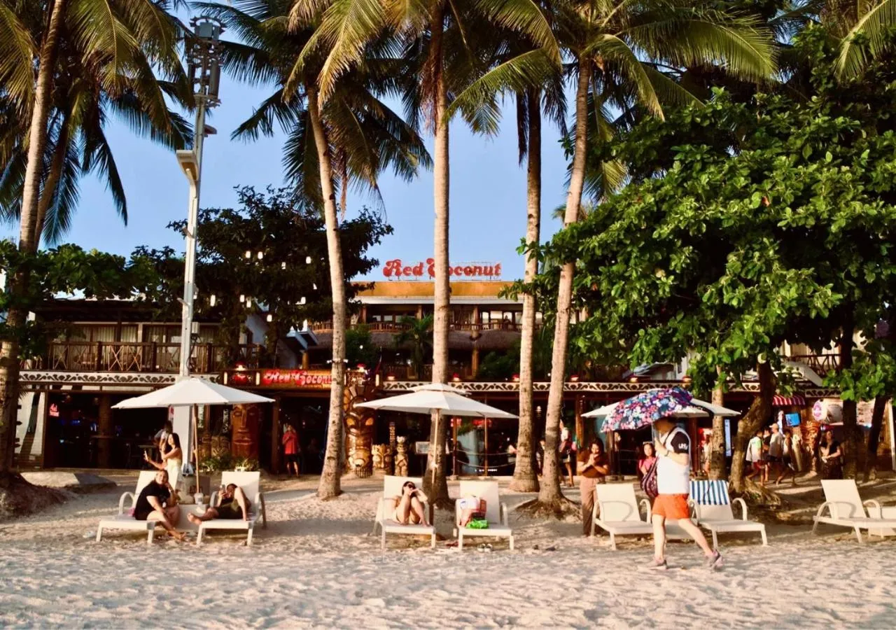 Facade/entrance in Red Coconut Beach Hotel Boracay