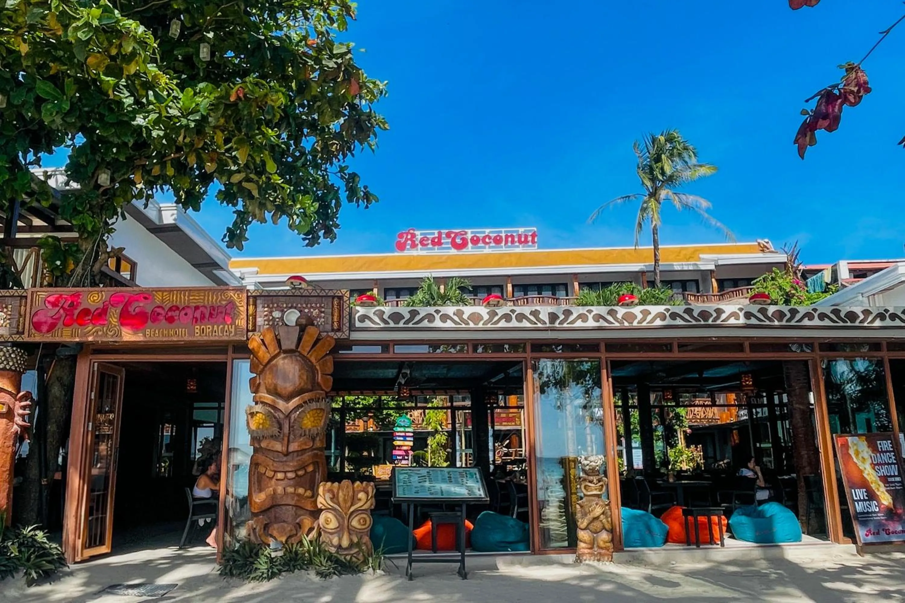 Facade/entrance in Red Coconut Beach Hotel Boracay