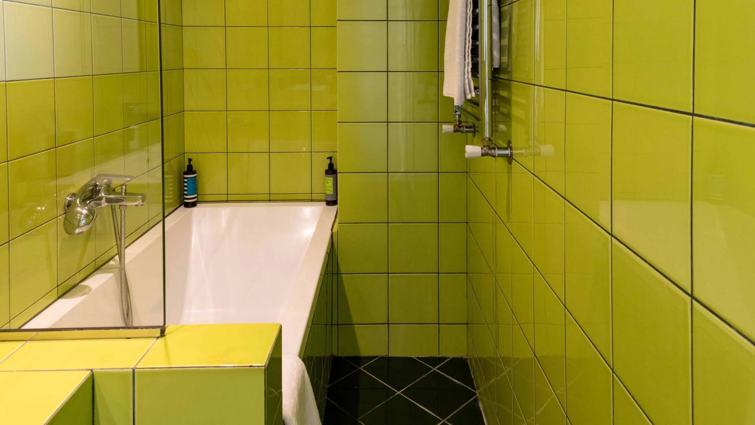 Athens Mosaico Suites & Apartments