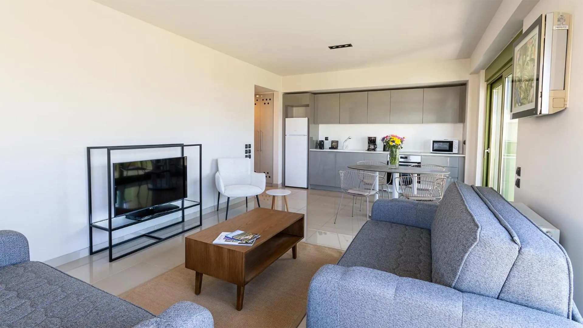 Athens Mosaico Suites & Apartments