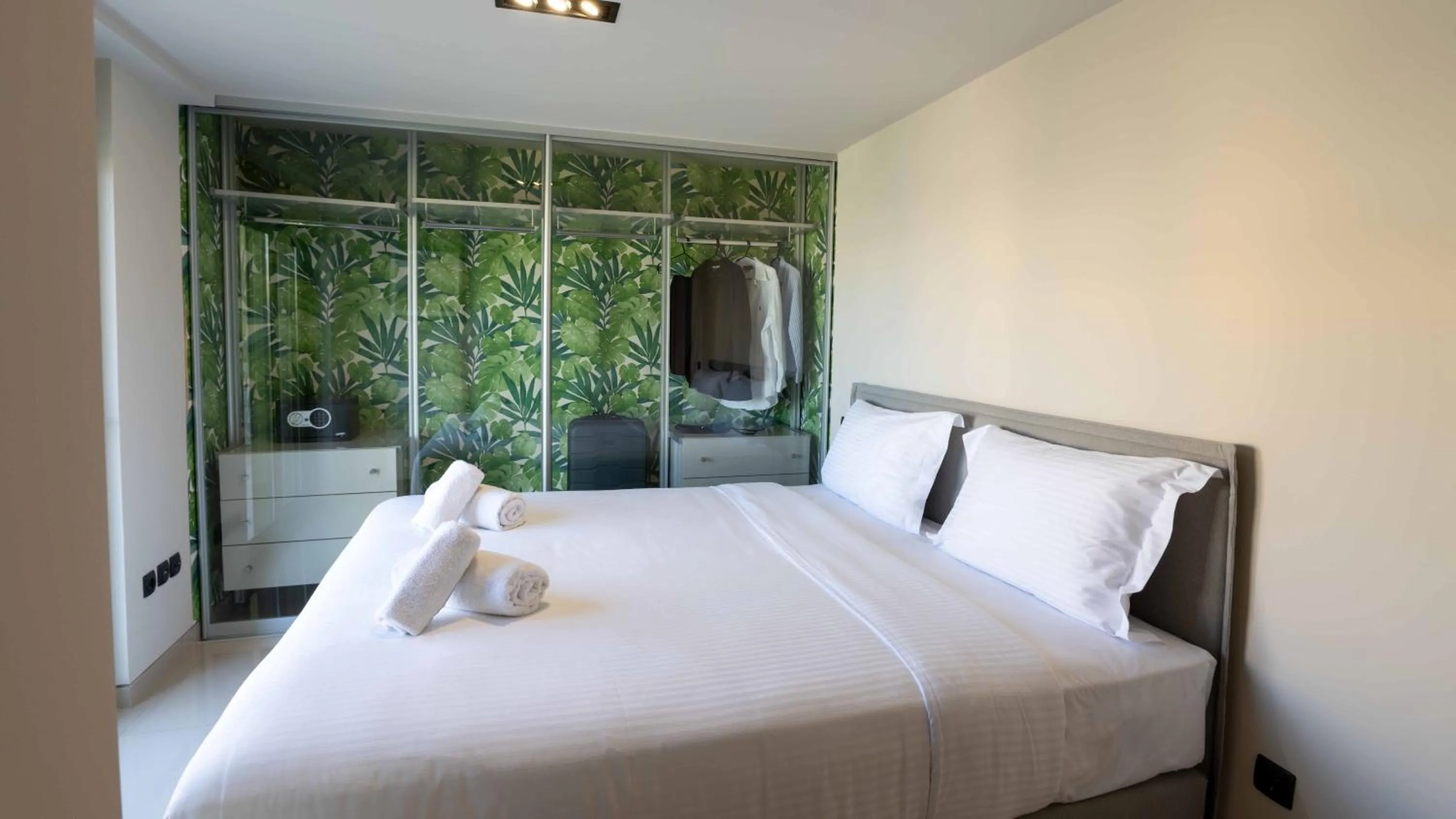 Bed in Athens Mosaico Suites & Apartments