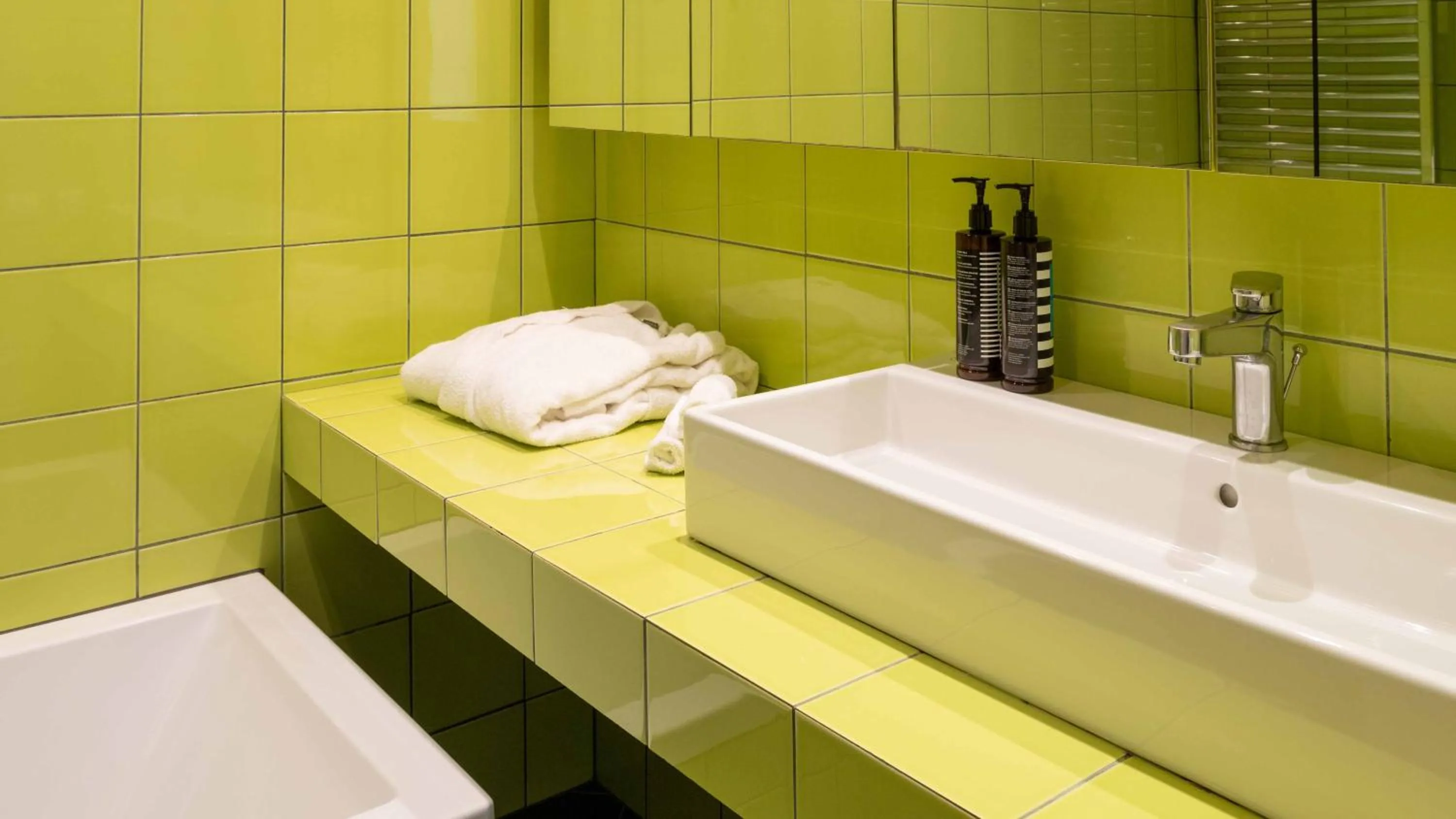 Athens Mosaico Suites & Apartments