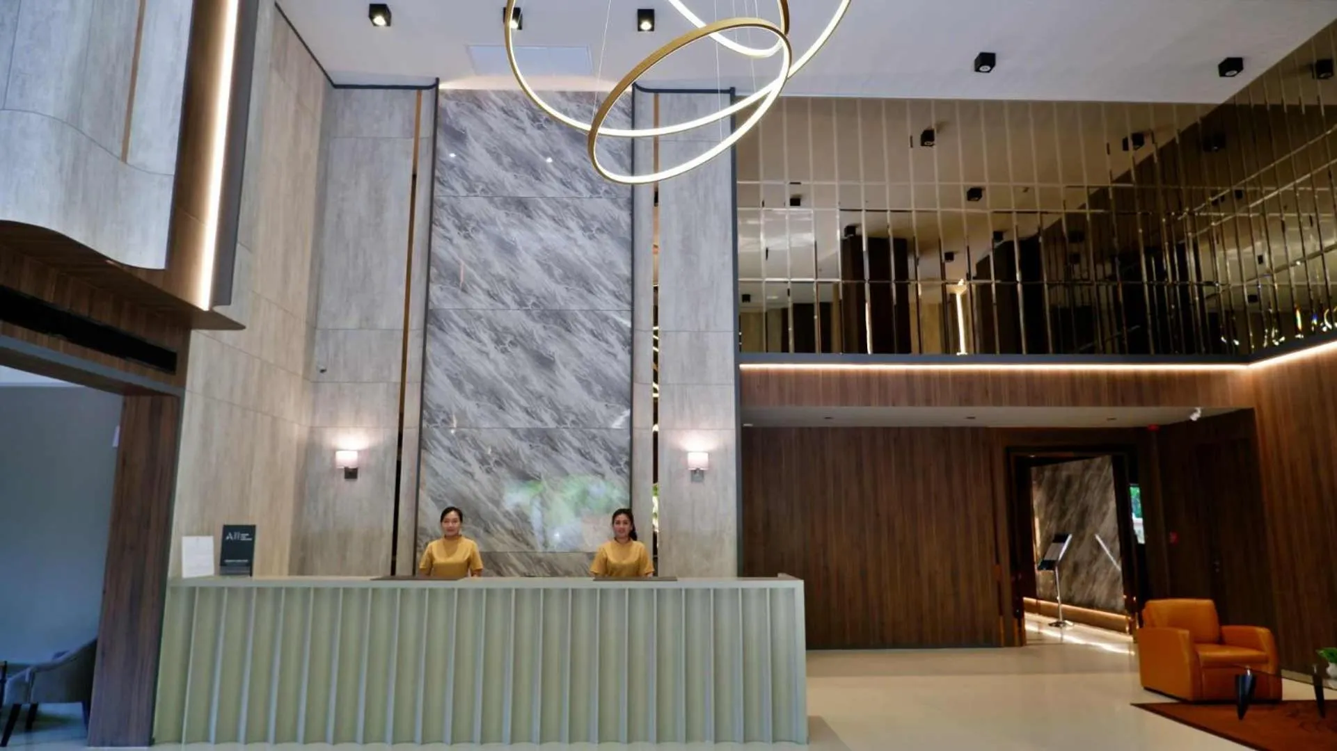 Lobby or reception in Grand Mercure Bangkok Asoke Residence