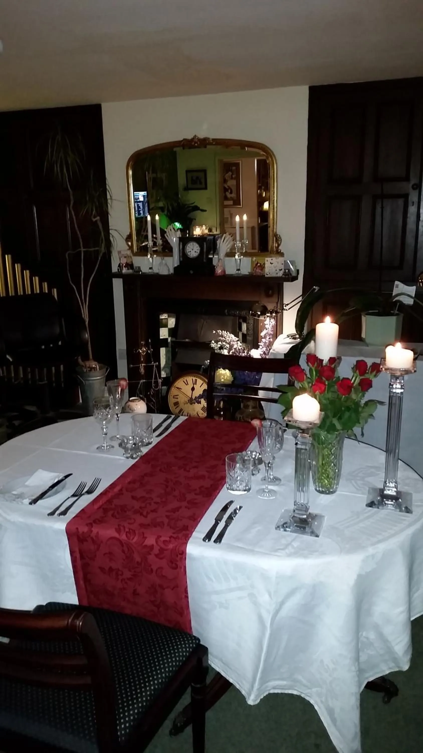 Dining area in Mackworth House Farm