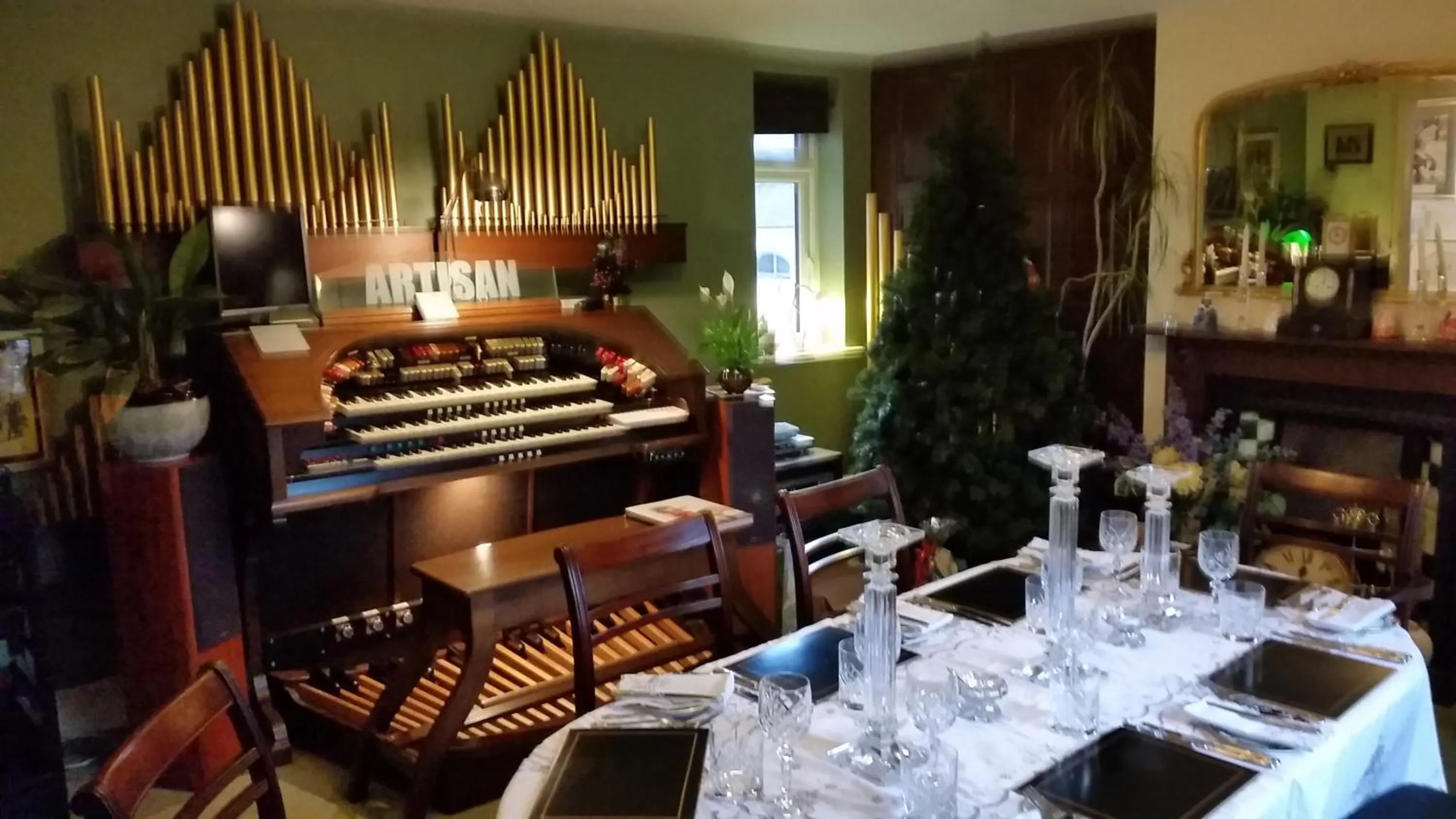 Dining area in Mackworth House Farm