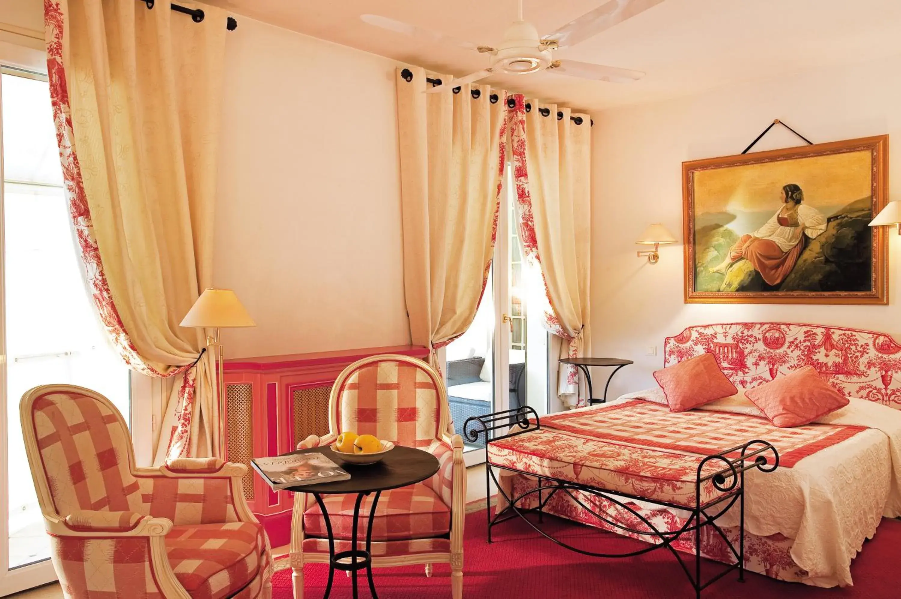 Double Suite Junior Luxe 2 - Garden Side - Terrace in Villa MARSAN - Maison Hervé-Martin GARRAPIT Double Suite Junior Luxe 2 - Garden Side - Terrace in Villa MARSAN - Maison Hervé-Martin GARRAPIT
