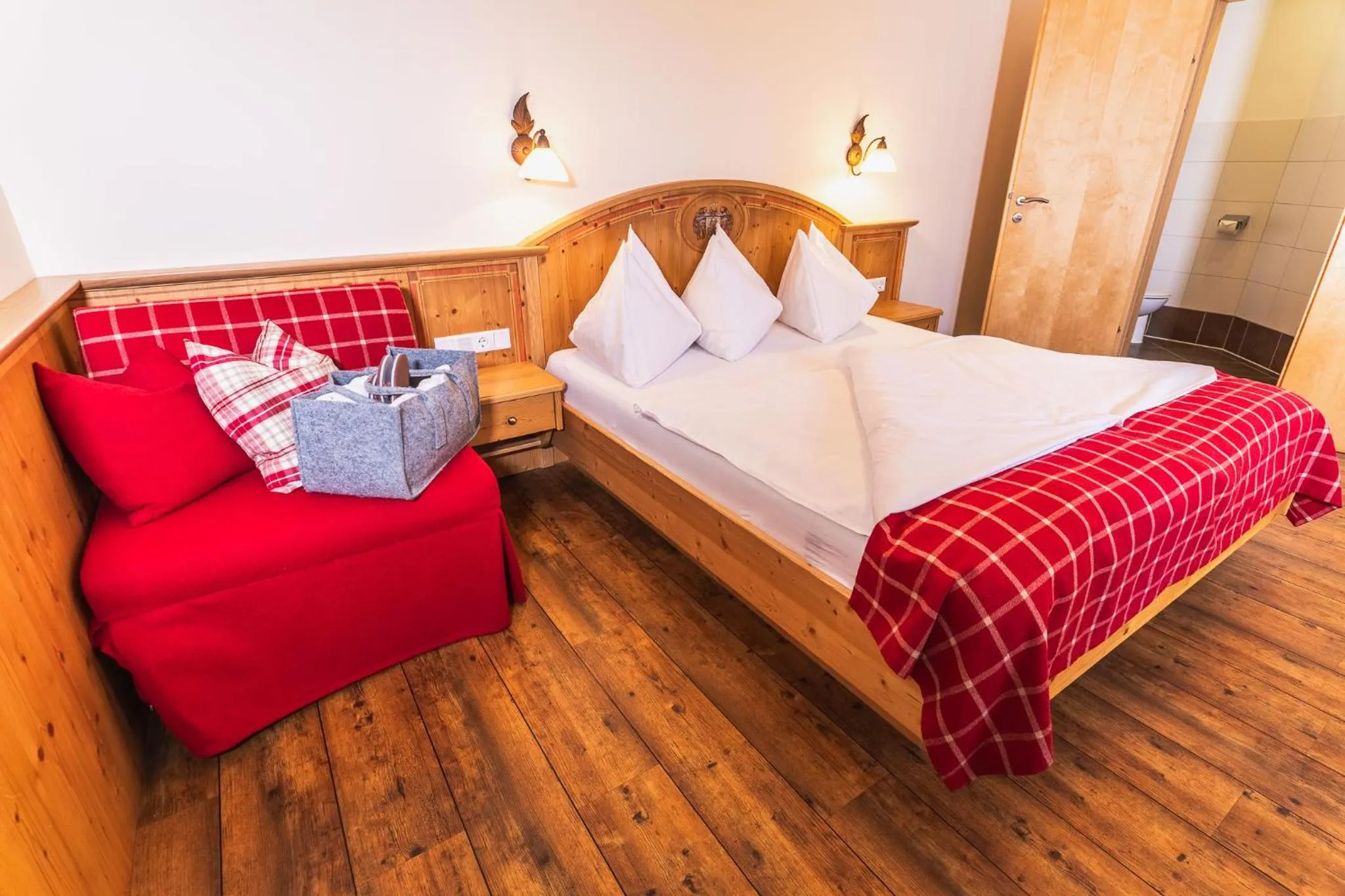 Bedroom, Bed in Hotel Lindenhof