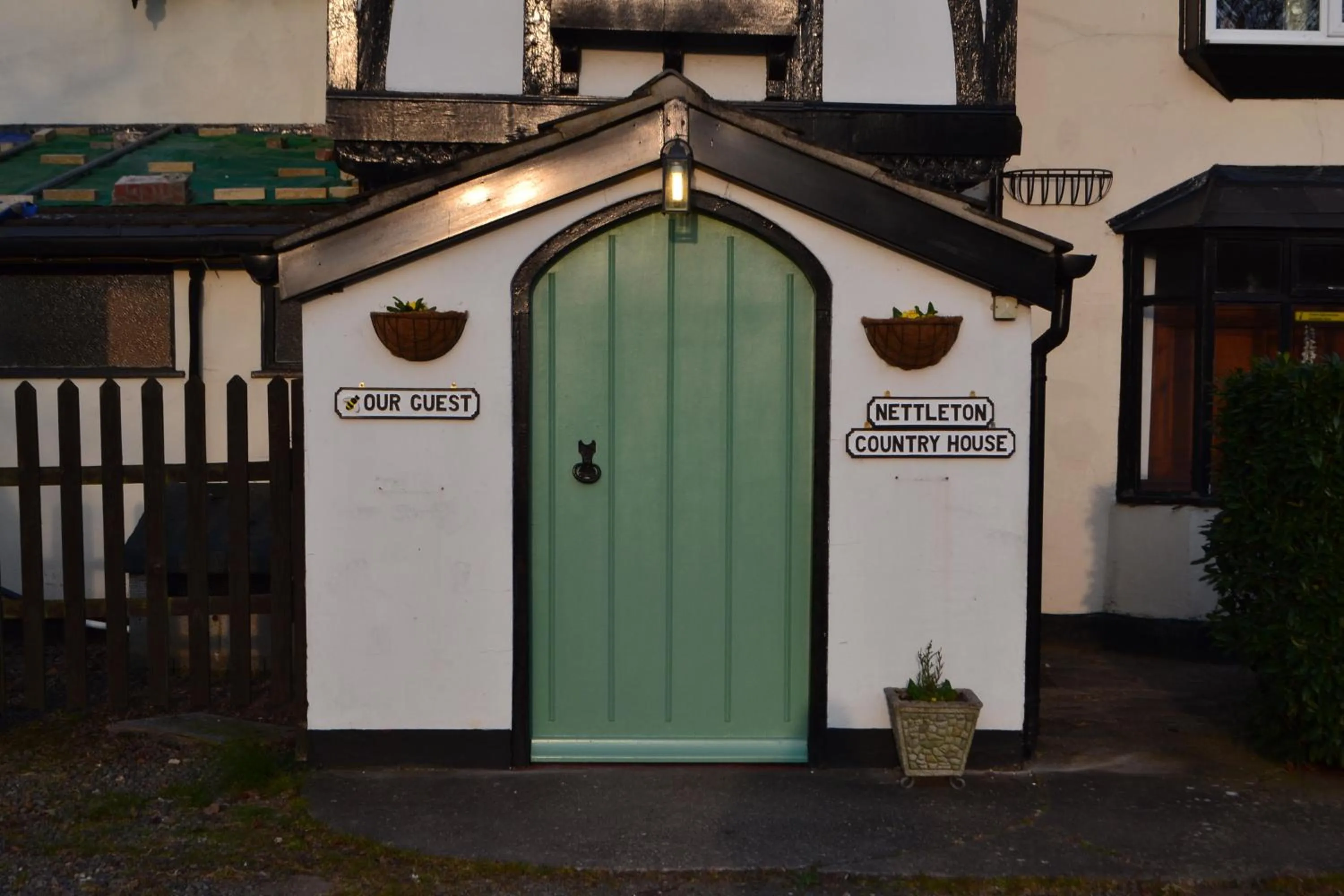 Facade/entrance in Nettleton Country House