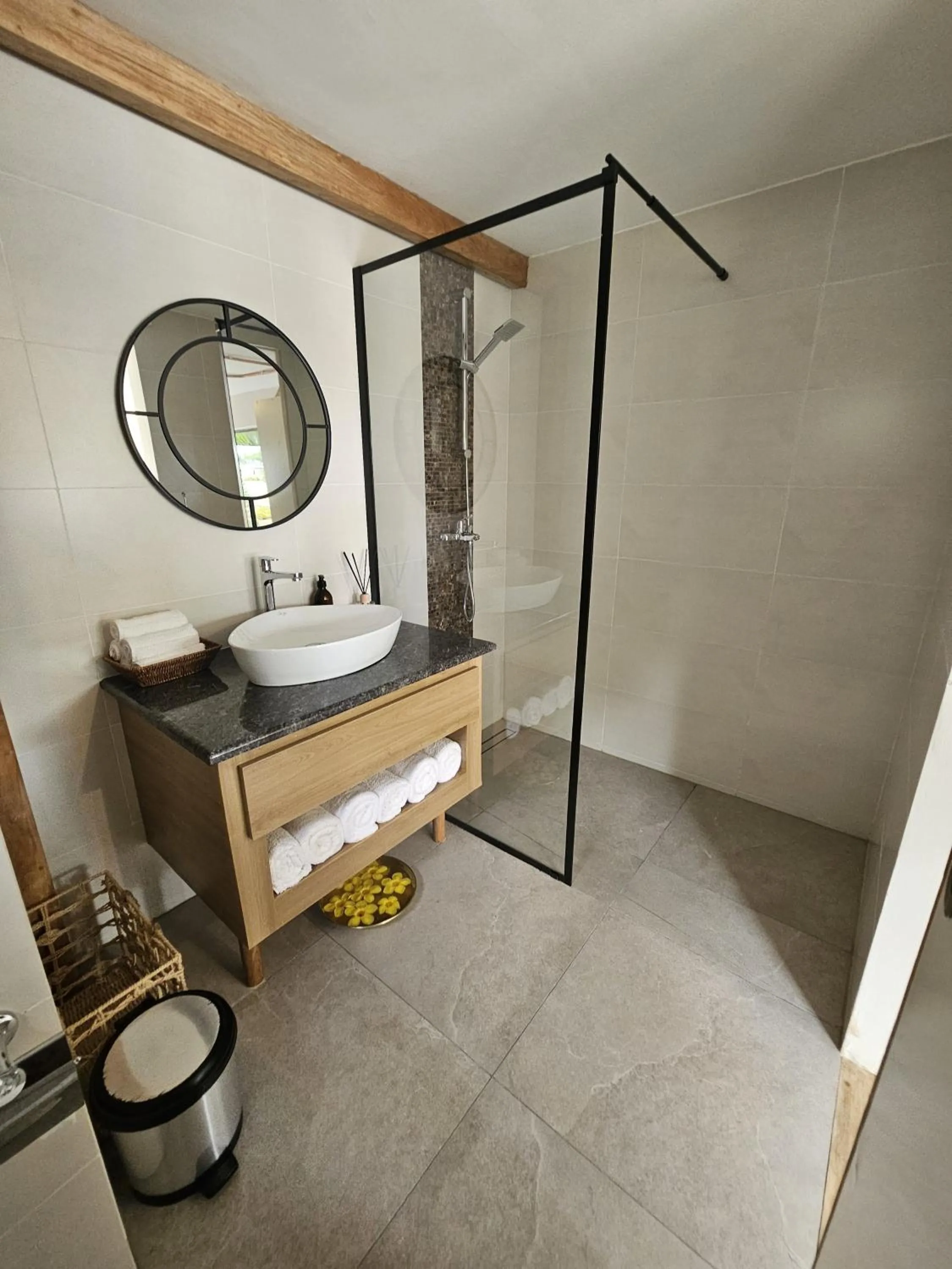 Shower in Moulin Kann Villas