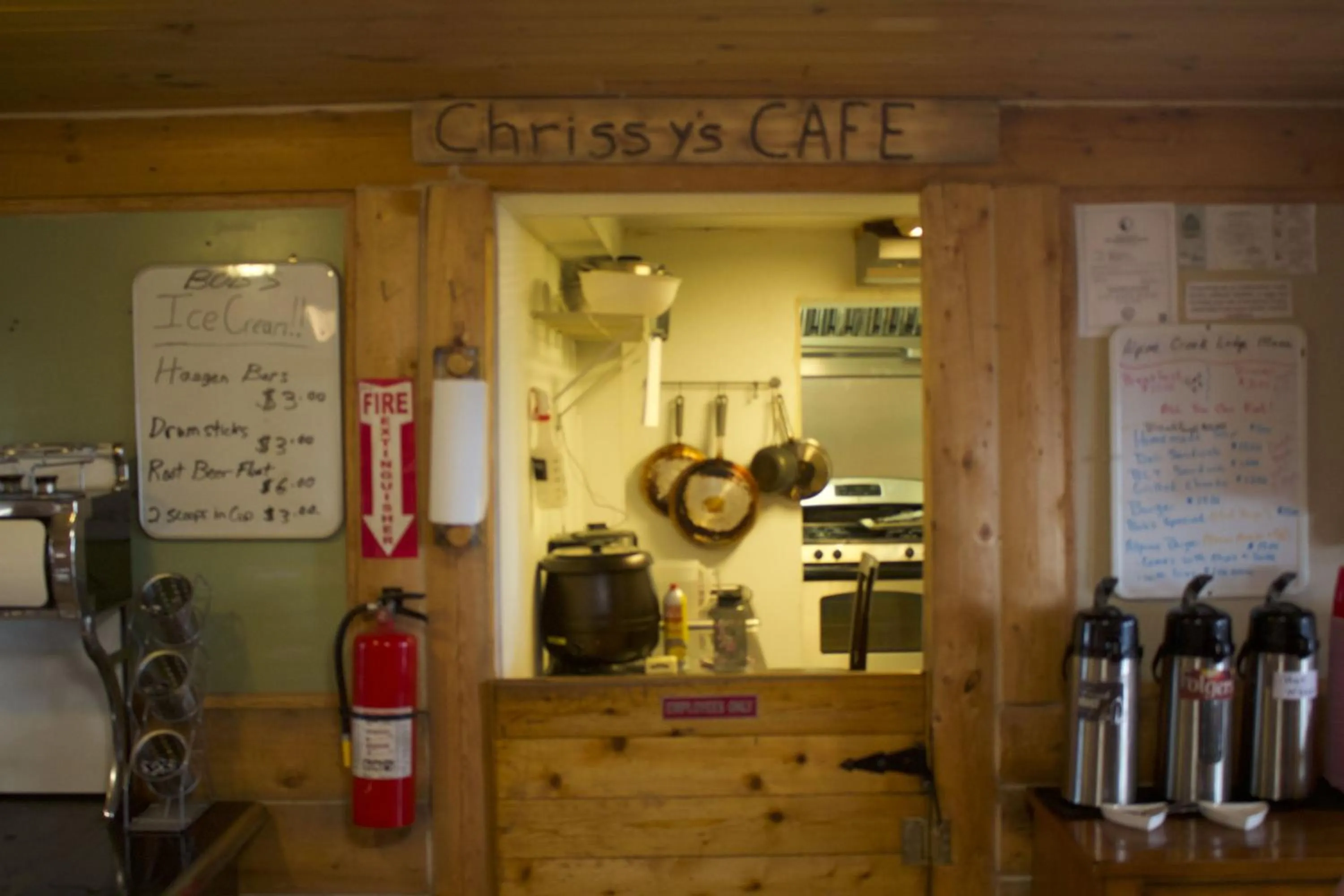 American breakfast in Alpine Creek Lodge
