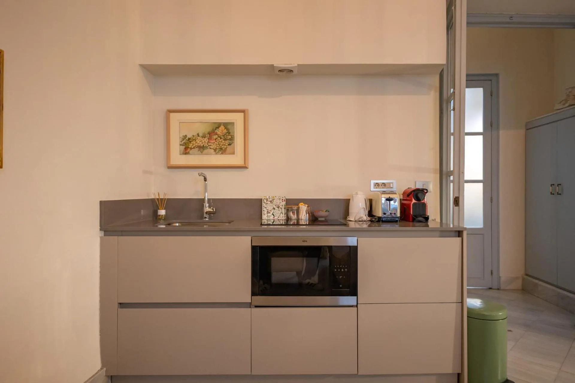 Palacio Marmoles by Valcambre