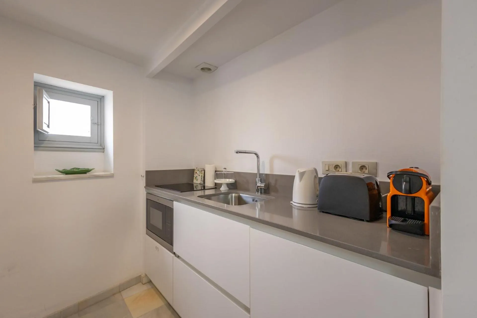 Palacio Marmoles by Valcambre