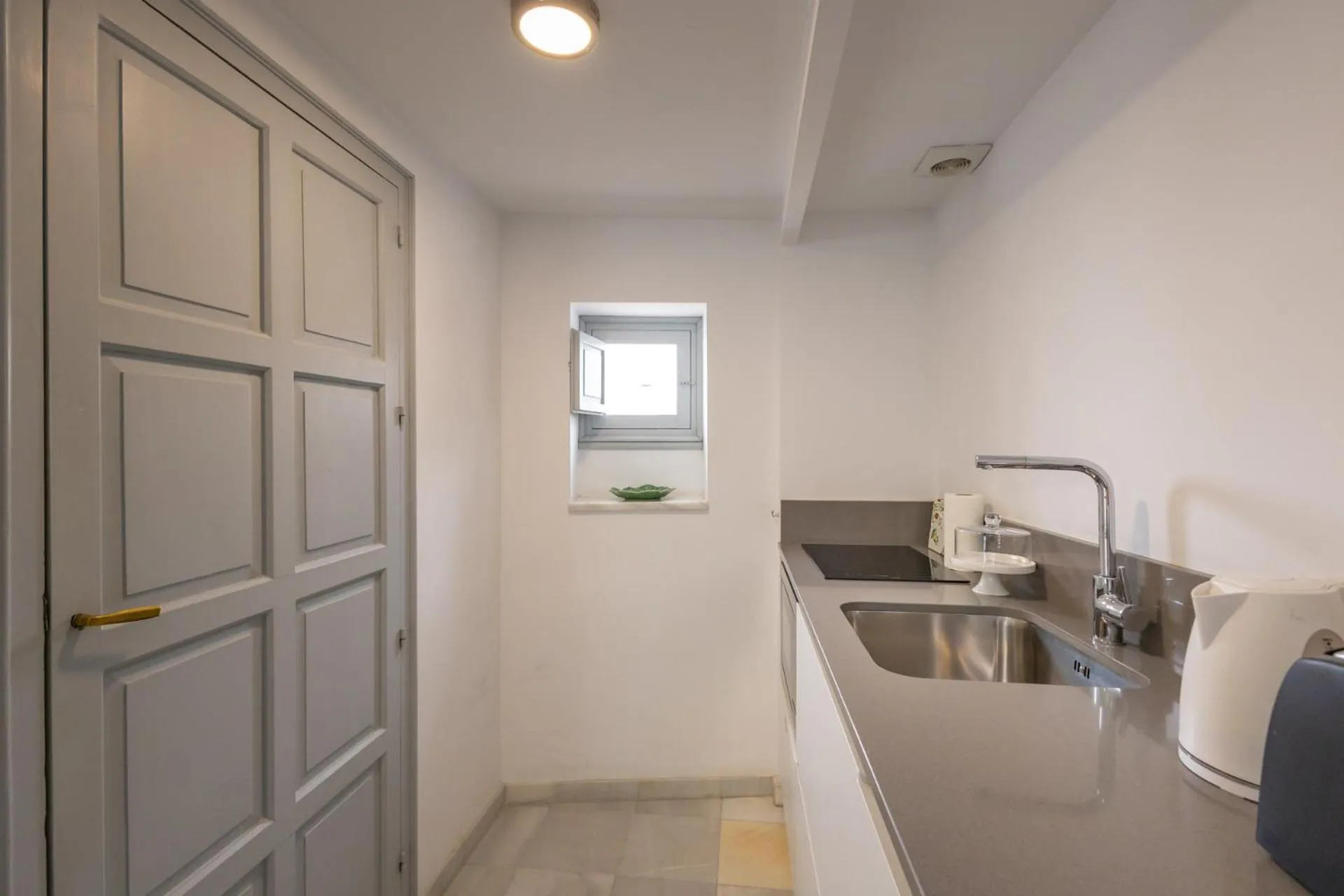 Palacio Marmoles by Valcambre