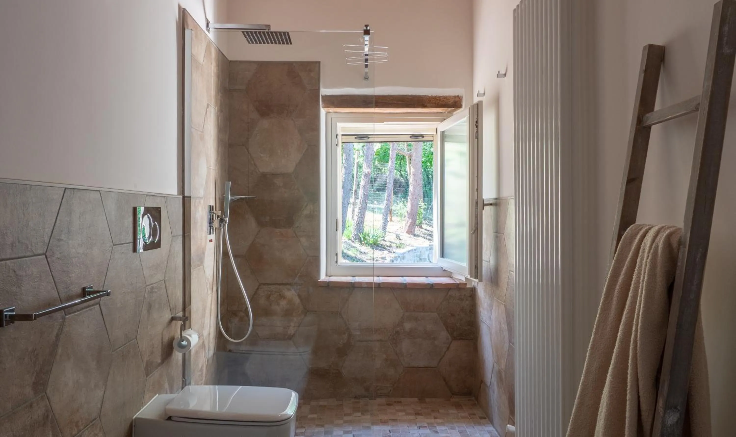 Bathroom in Relais Il Furioso