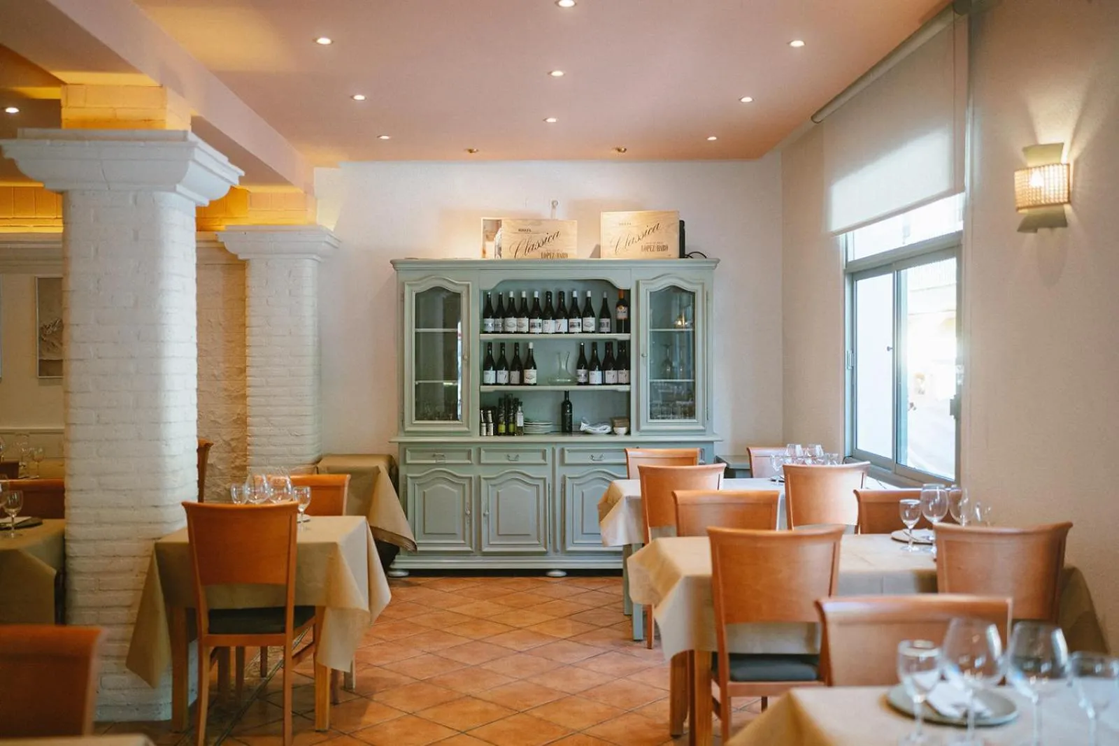 Restaurant/places to eat in Hotel Can Solé