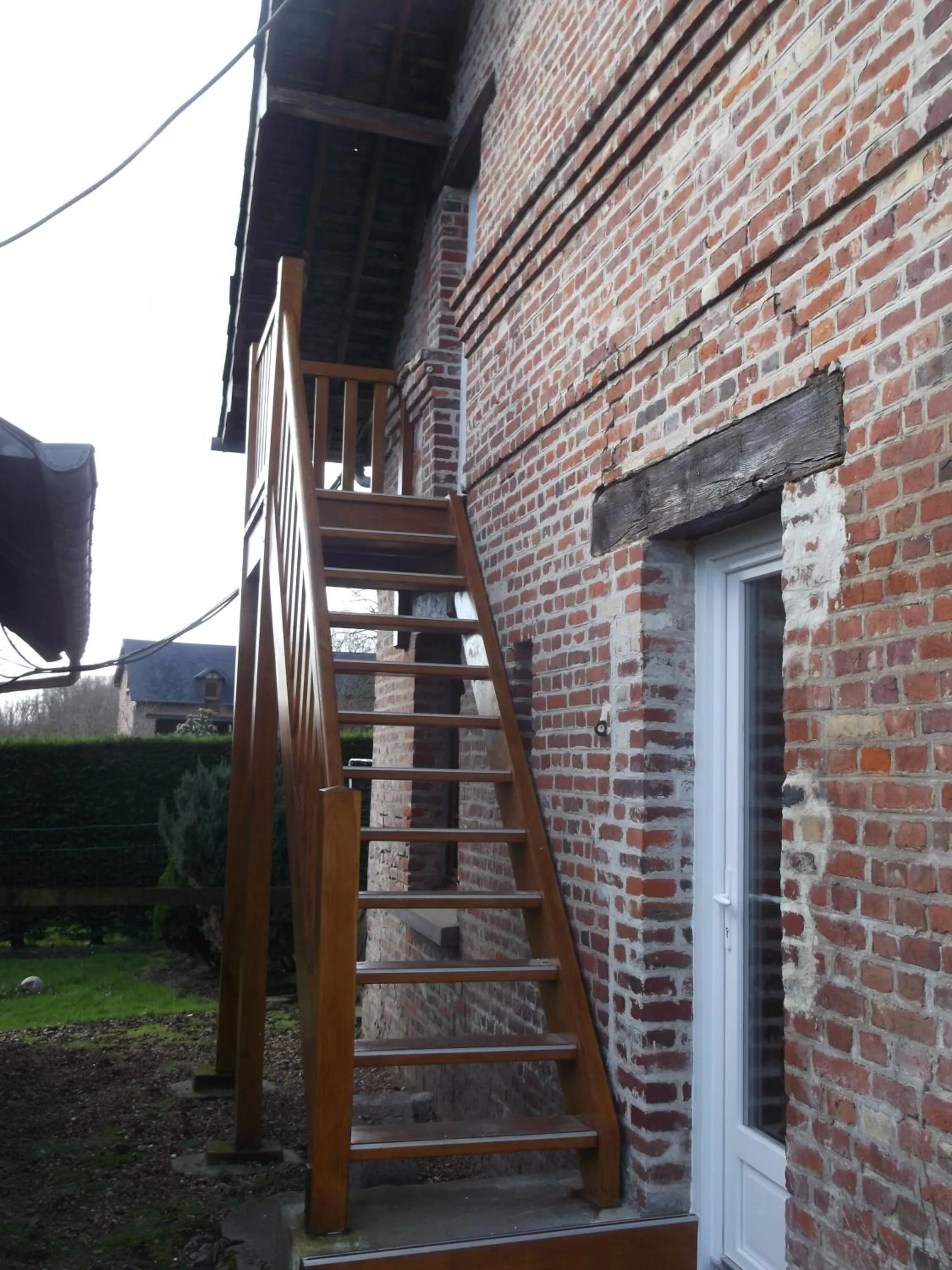 Facade/entrance in Logis Hôtel Restaurant Auberge Saint Martin