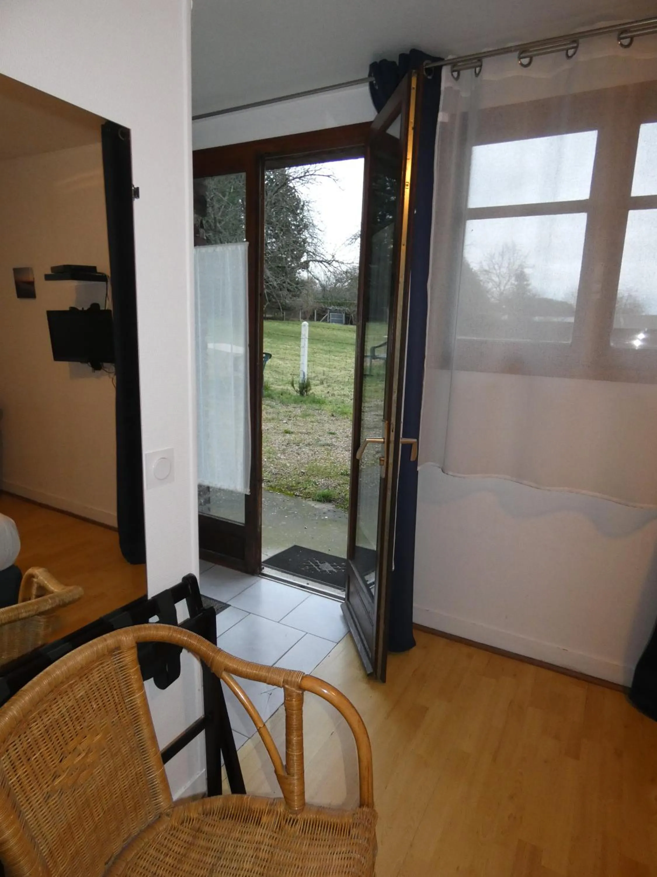 Garden view in Logis Hôtel Restaurant Auberge Saint Martin