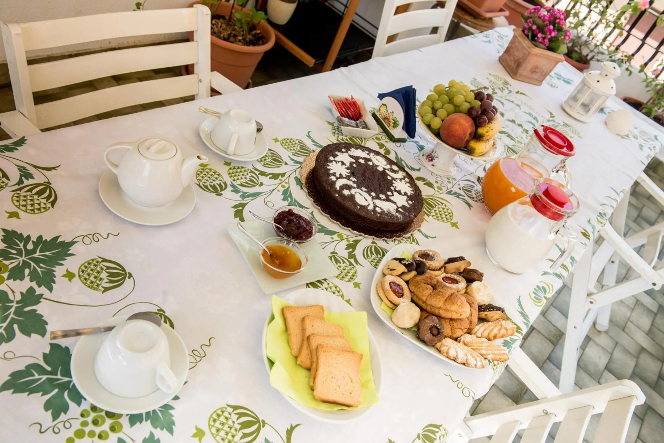 Italian breakfast in La Castellese